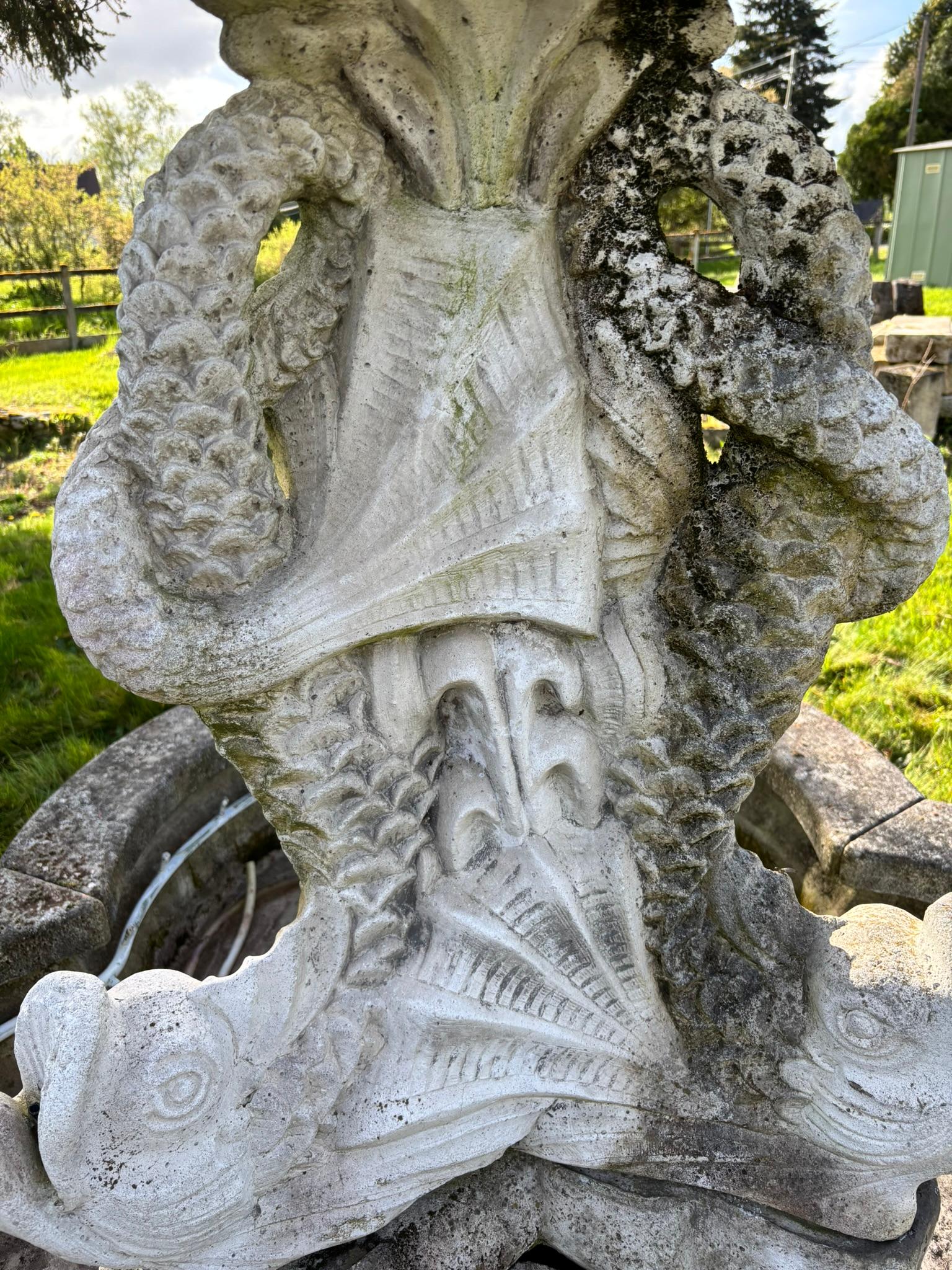 Jardin néoclassique Grande fontaine avec statue 2