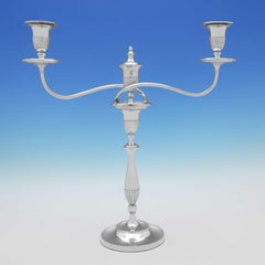 Neoklassizistischer Kandelaber aus Sterlingsilber im George-III-Stil, gestempelt 1795