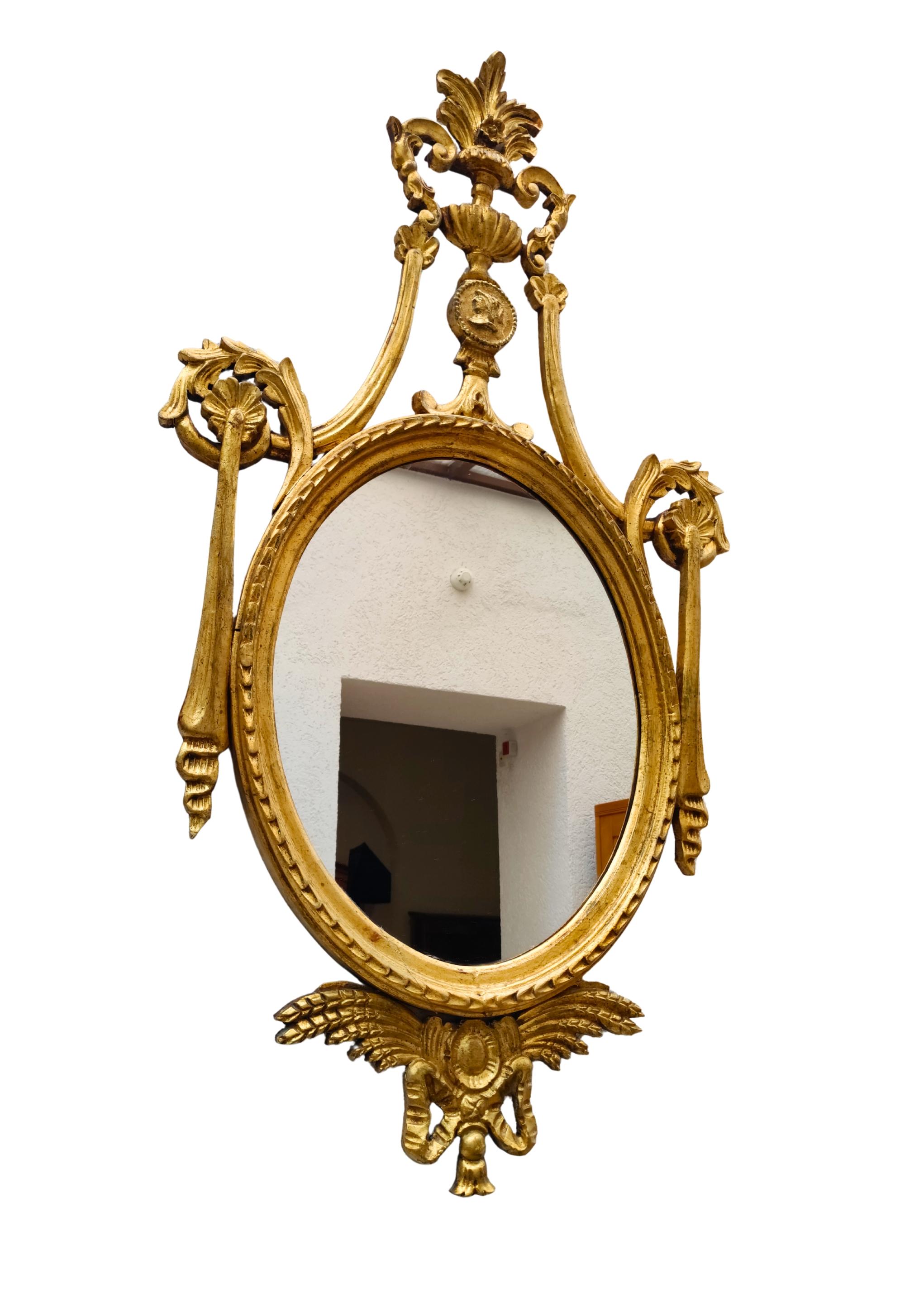 Neoclassical Gilt Mirror circa 1800 with Carved Eagle Ornament For Sale 5