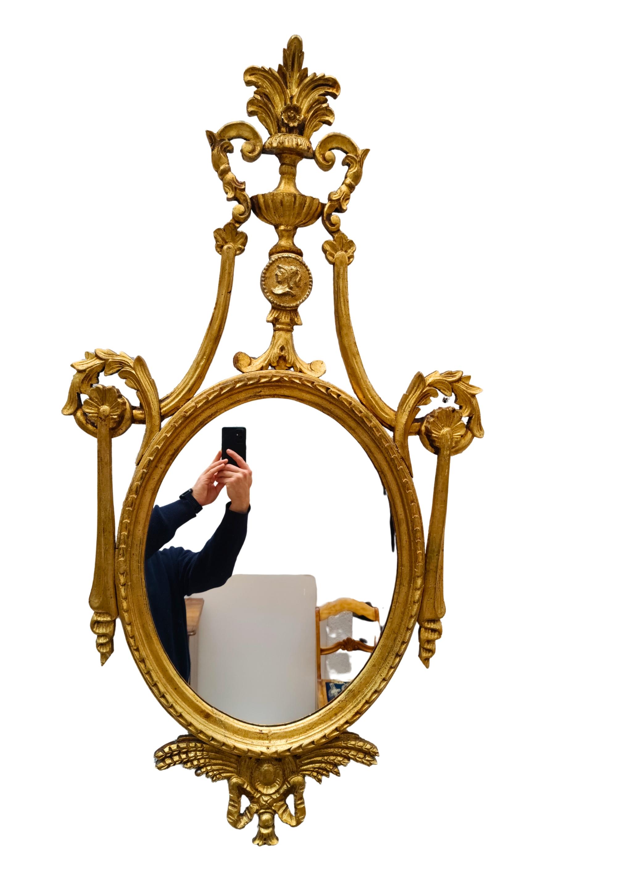 Neoclassical Gilt Mirror circa 1800 with Carved Eagle Ornament For Sale 2