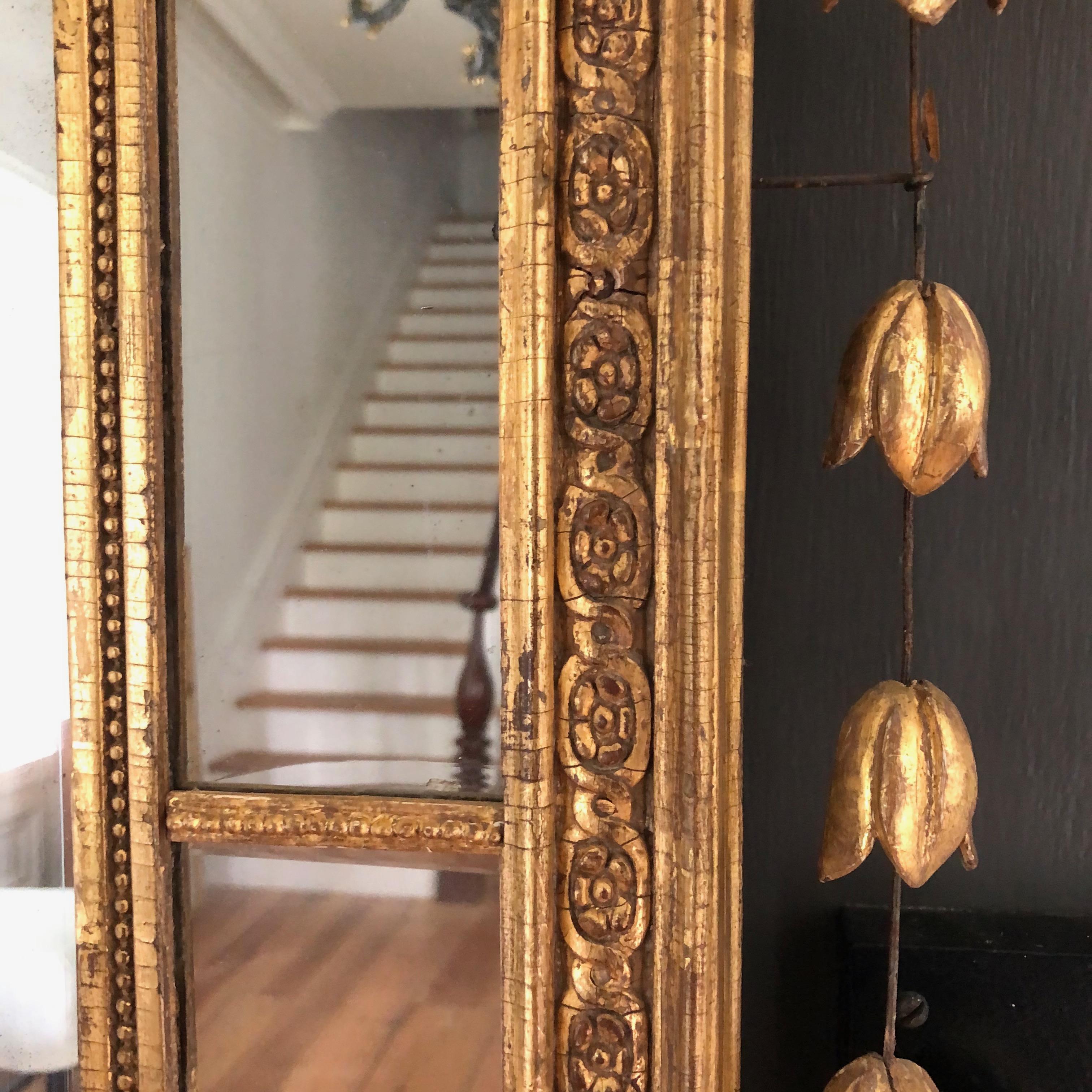 Neoclassical Giltwood Pier Mirror In Good Condition In New York, NY