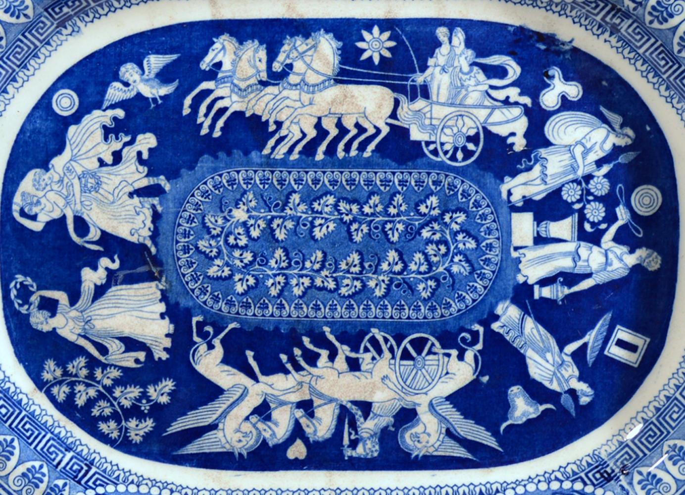 Anglais Grand plat néo-classique à motif grec imprimé en bleu, Herculaneum, Liverpool en vente
