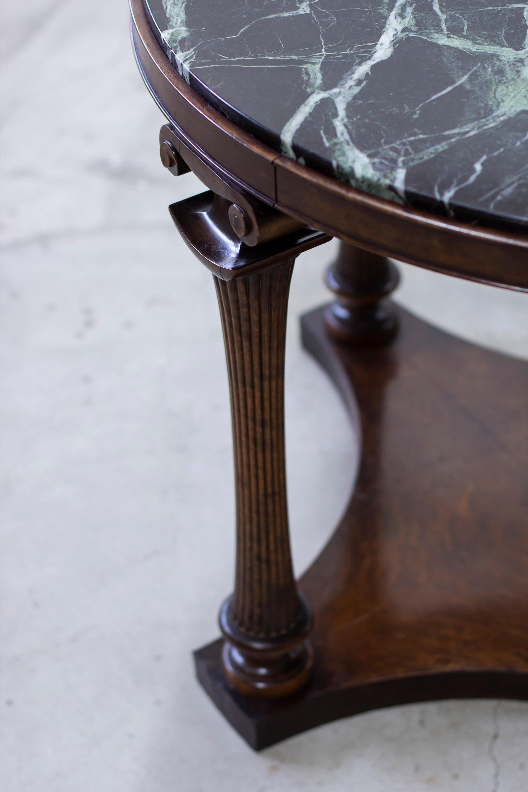 Neoclassical Green marble entrance table in the manner of Axel Einar Hjorth  For Sale 4