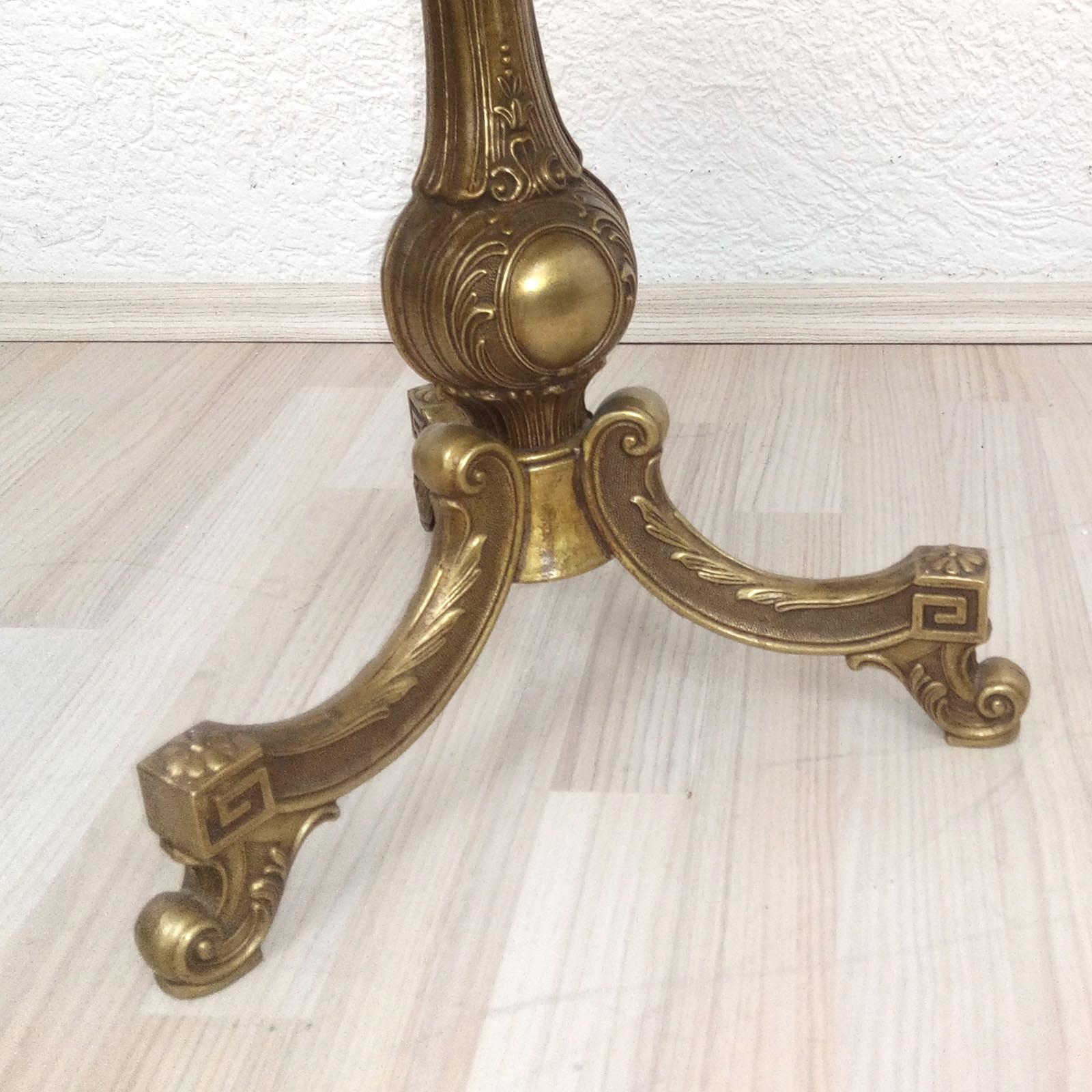 Neoclassical Gueridon Gilt Metal Foot and Marble Top For Sale 2