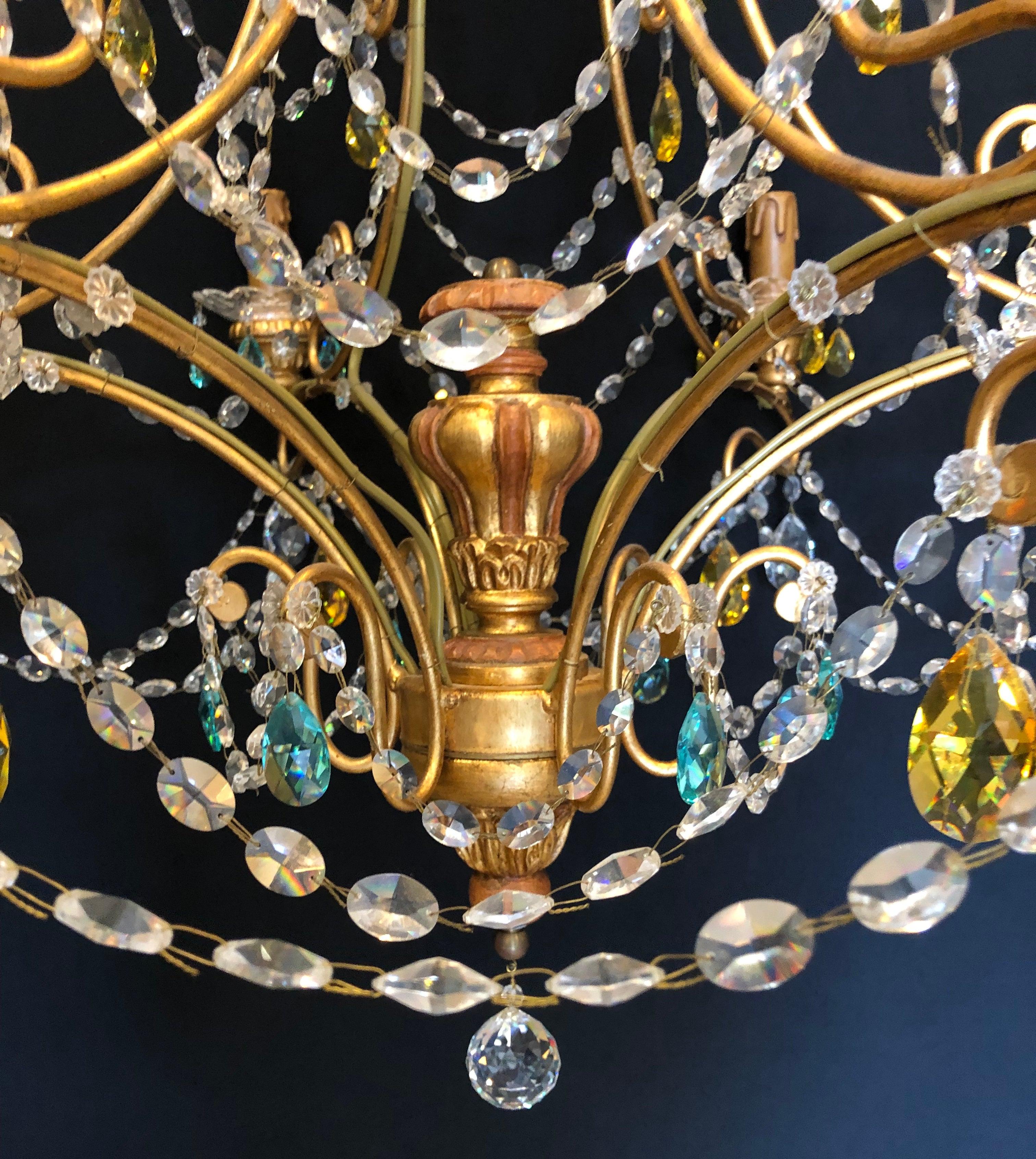 Neoklassischer handgefertigter italienischer Kronleuchter aus vergoldetem Metall und Kristall von Alba Lamp im Angebot 3
