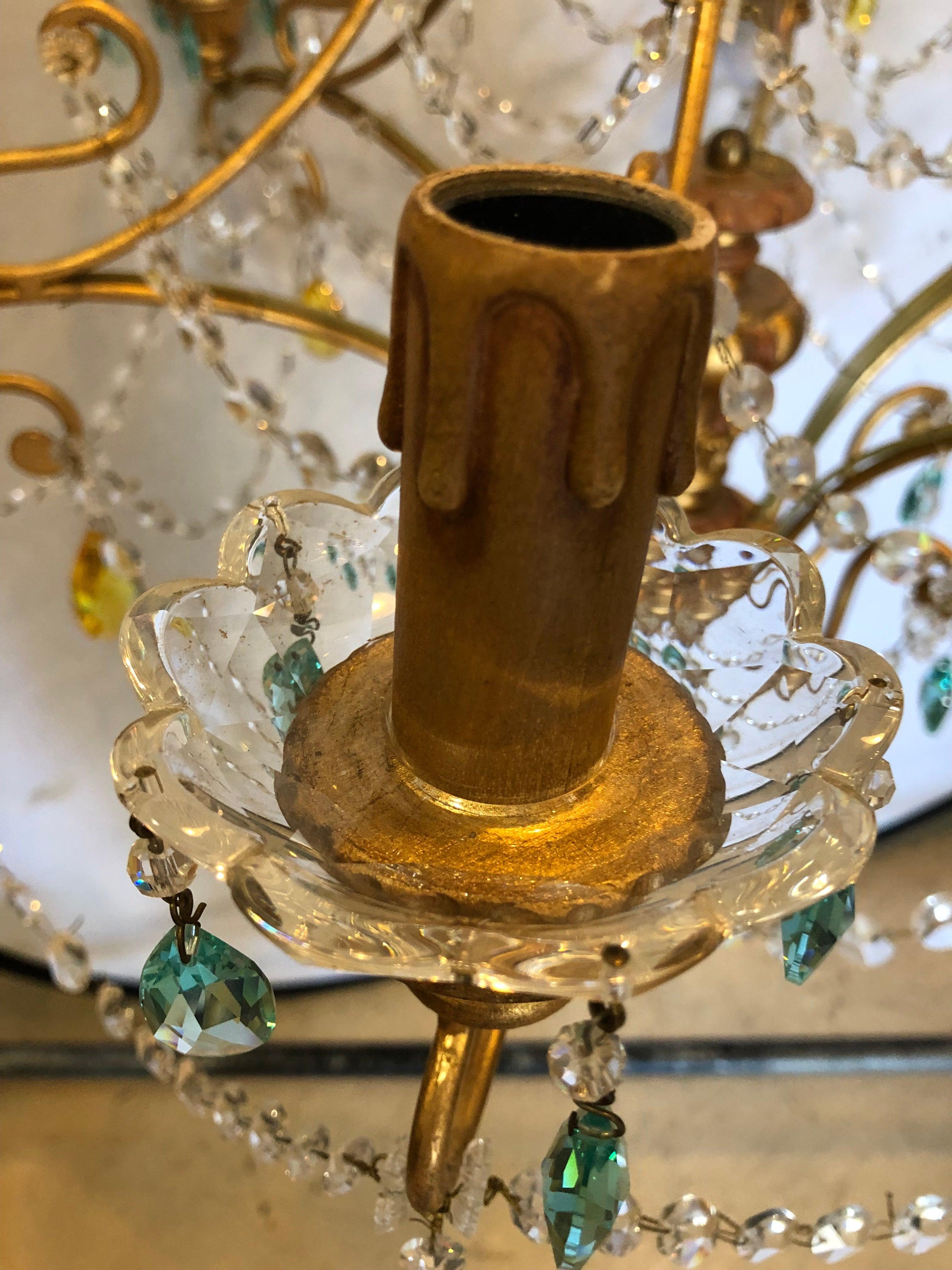 Lustre néoclassique italien en métal doré et cristal fabriqué à la main par Alba Lamp en vente 1