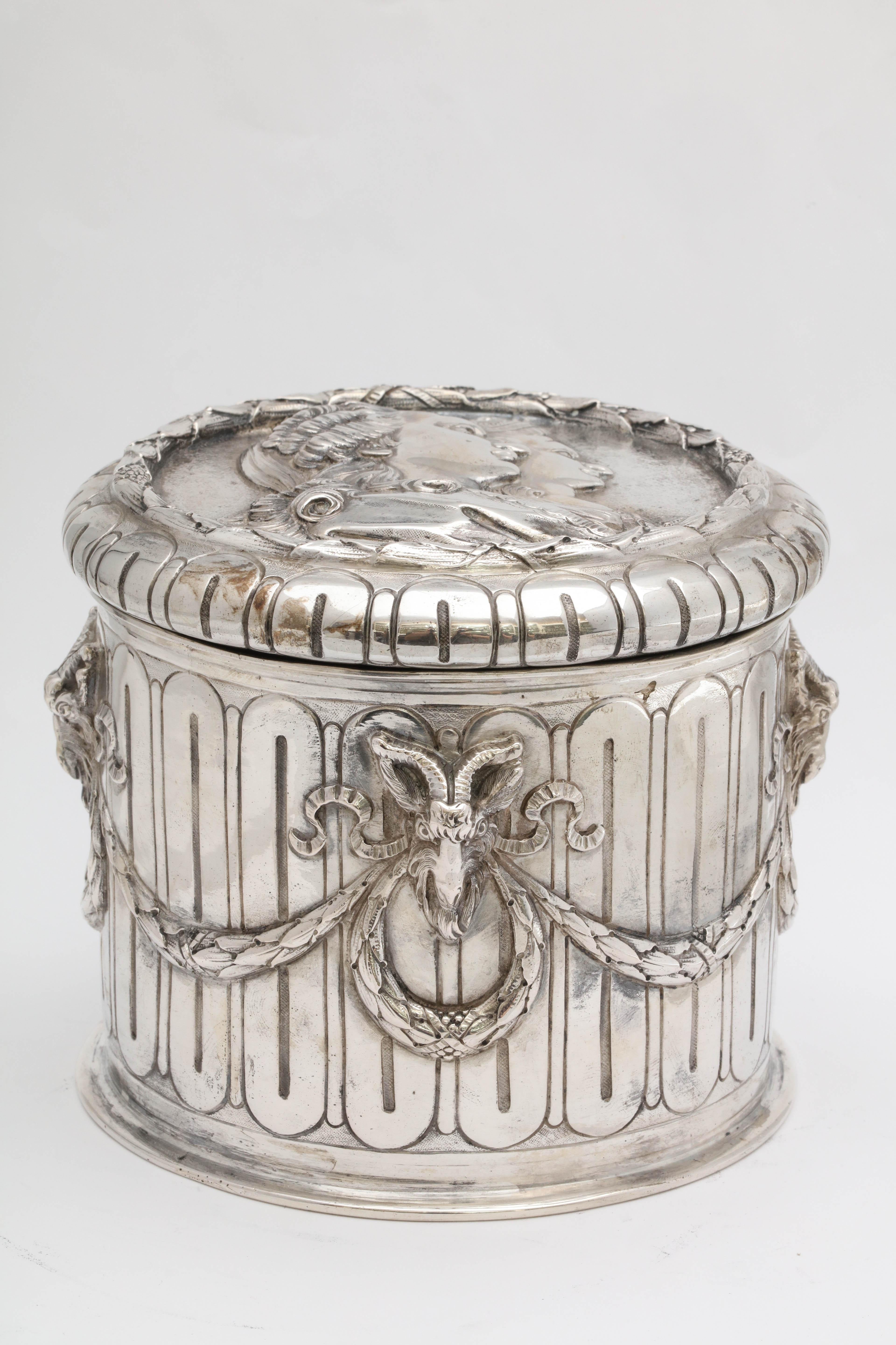 Neoclassical Hannau Continental Silver '.800' Table Box 7