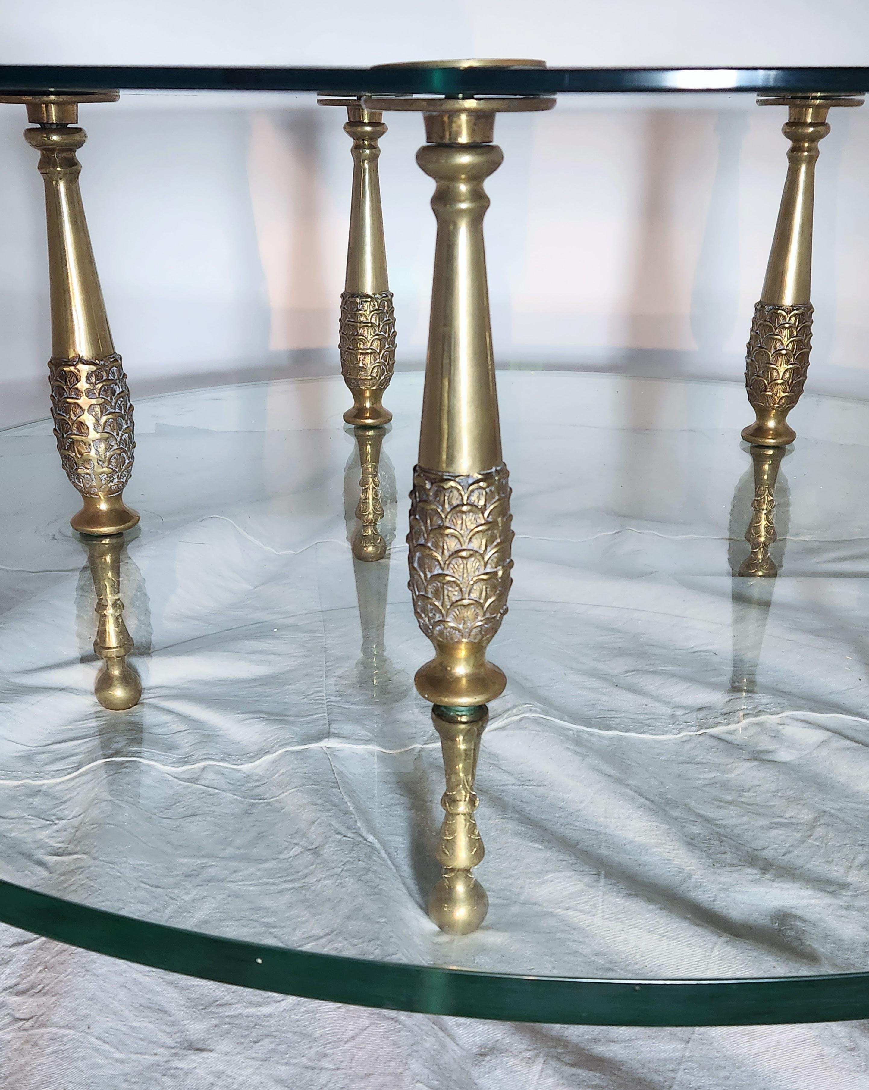 Table à cocktail italienne néoclassique des années 1960 en vente 7