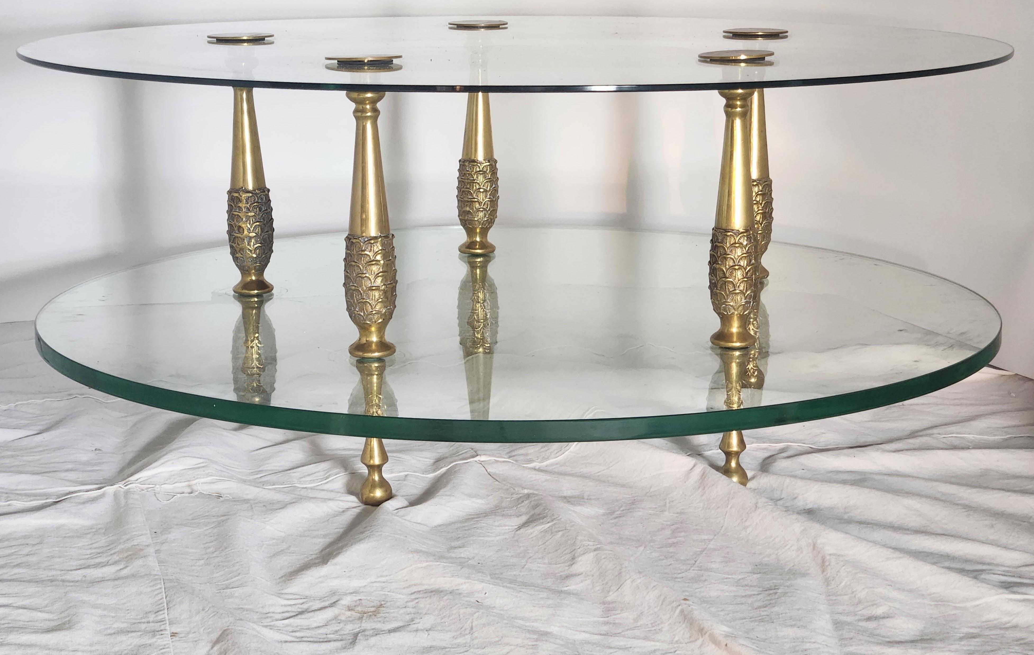 Table à cocktail italienne néoclassique des années 1960 en vente 2