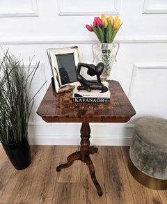 Neoclassical Italian Biedermeier Walnut Inlay Tripod Chess Games or Side Table