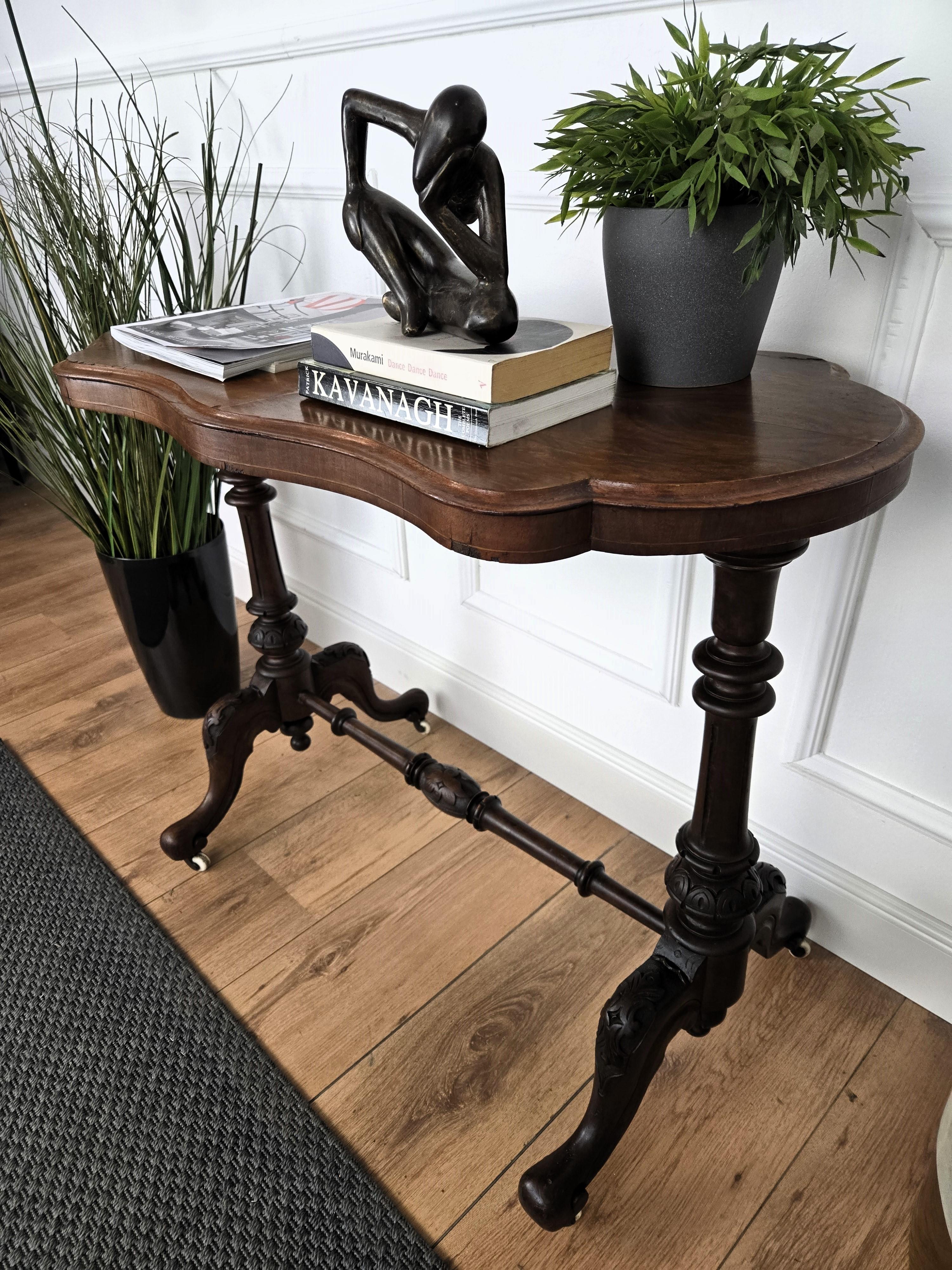 20th Century Neoclassical Italian Burl Walnut Wood Coffee Side Table Cart For Sale