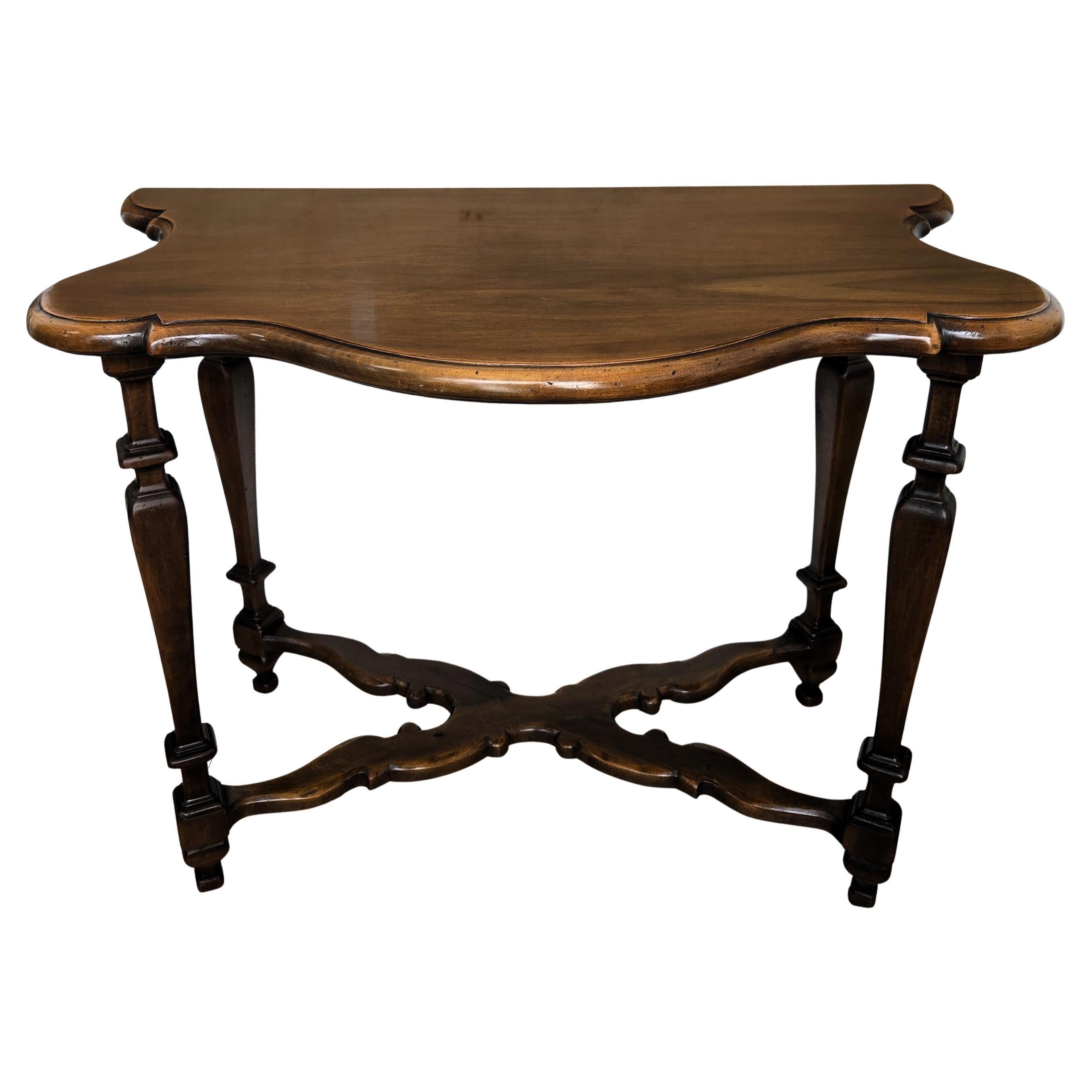 Tavolo Console in legno di noce intagliato neoclassico italiano