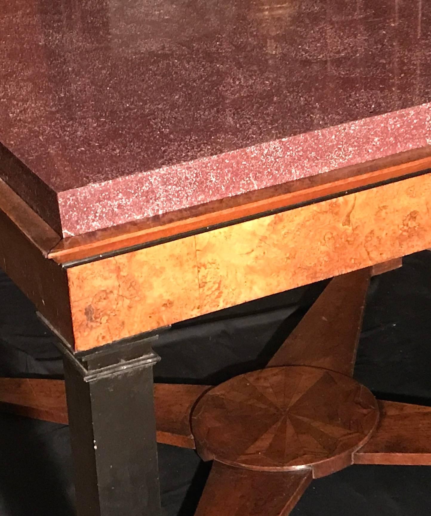 Late 18th Century Neoclassical Italian Center Table with Imperial Porphyry Marble Tabletop For Sale