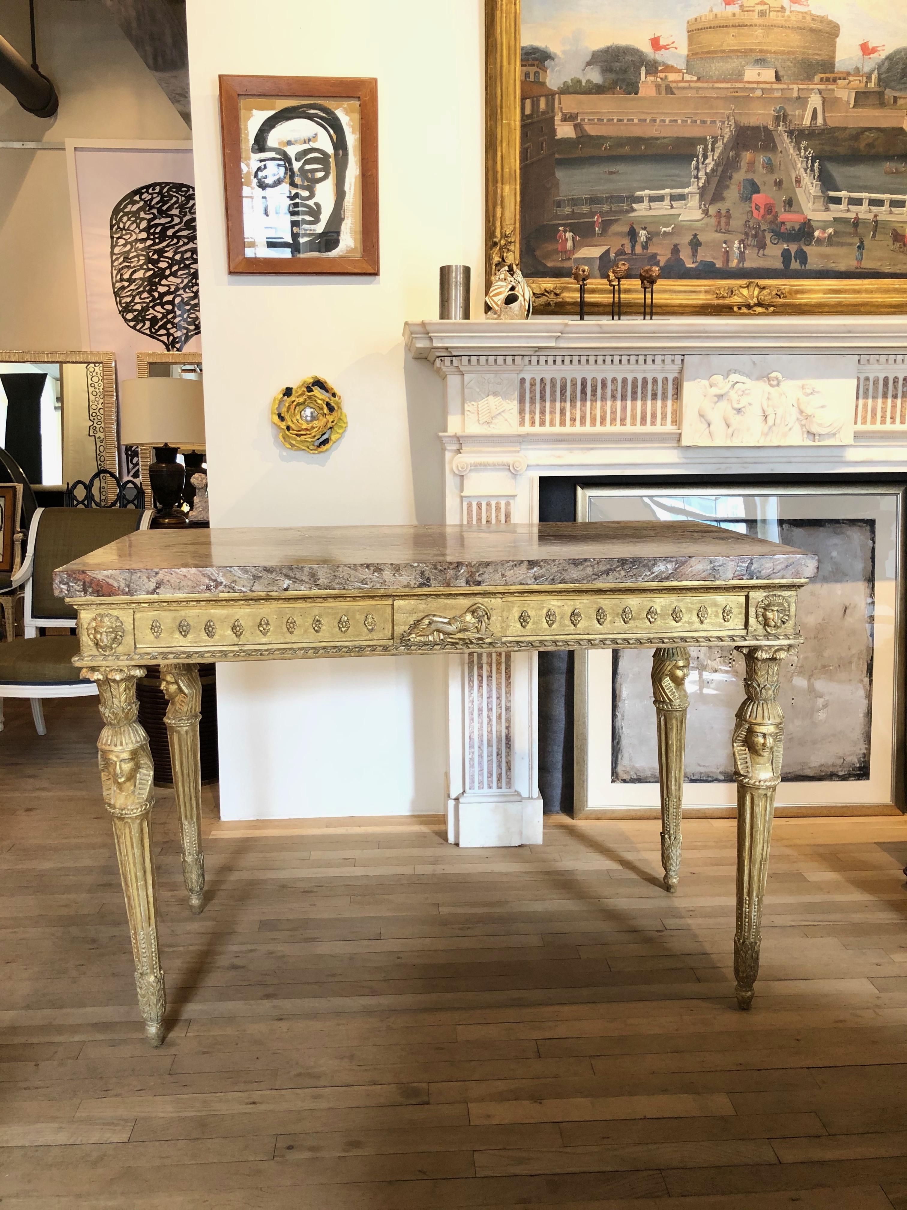 Neoclassical Italian Giltwood and Marble Side Table In Good Condition In New York, NY