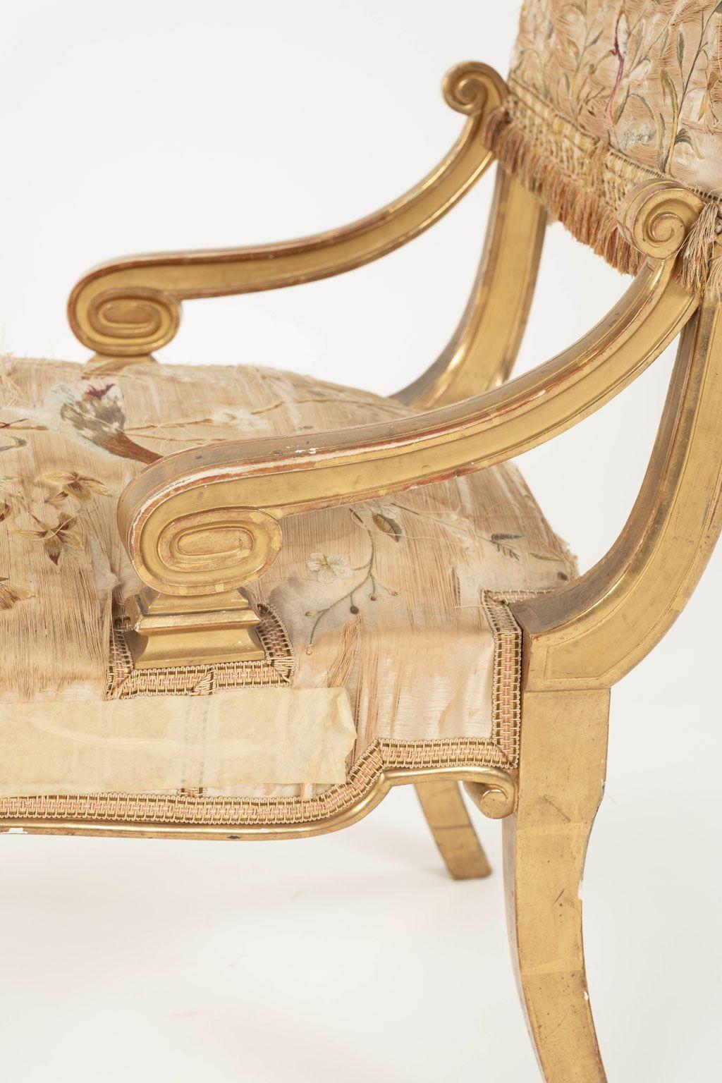 Neoclassical Italian Giltwood Slipper Chair For Sale 4