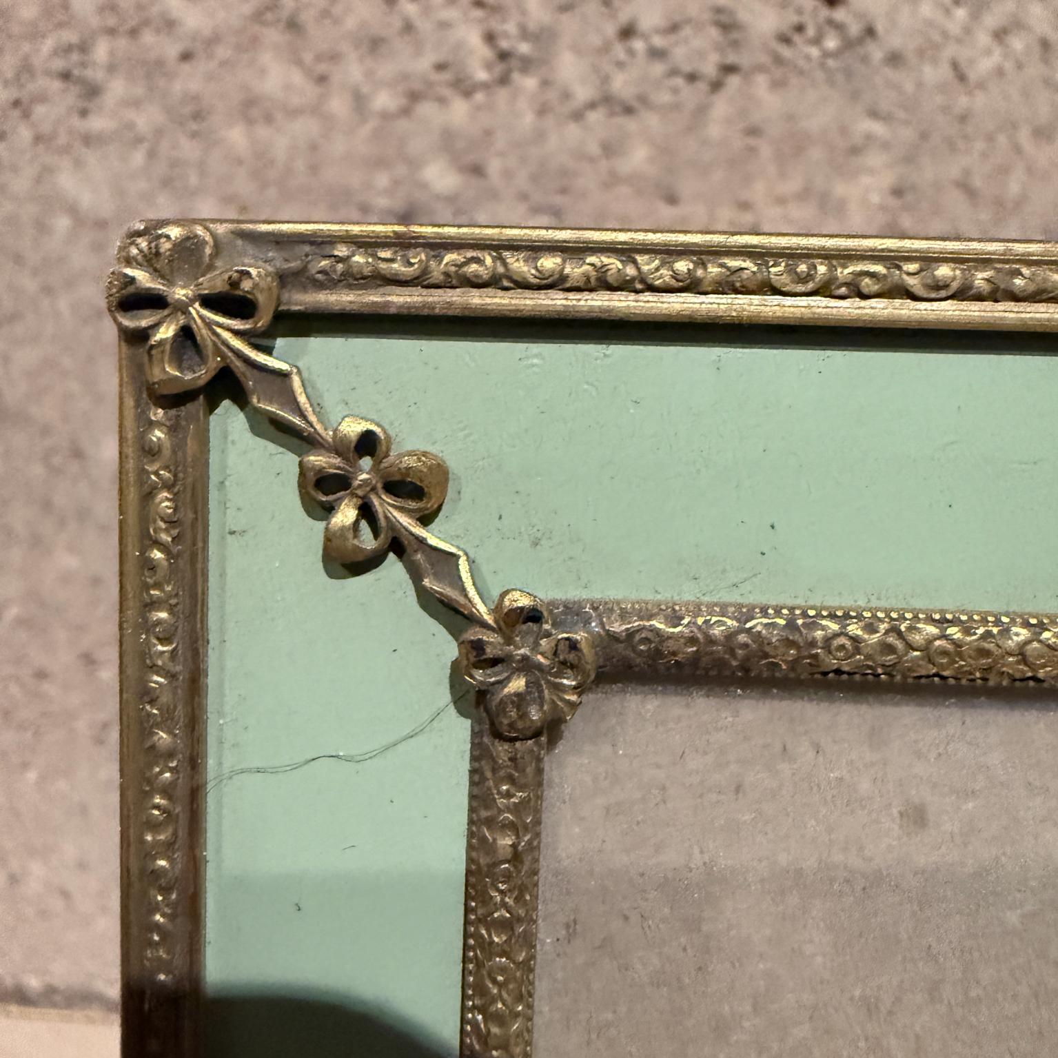 Mid-20th Century Neoclassical Italian Picture Frame For Sale