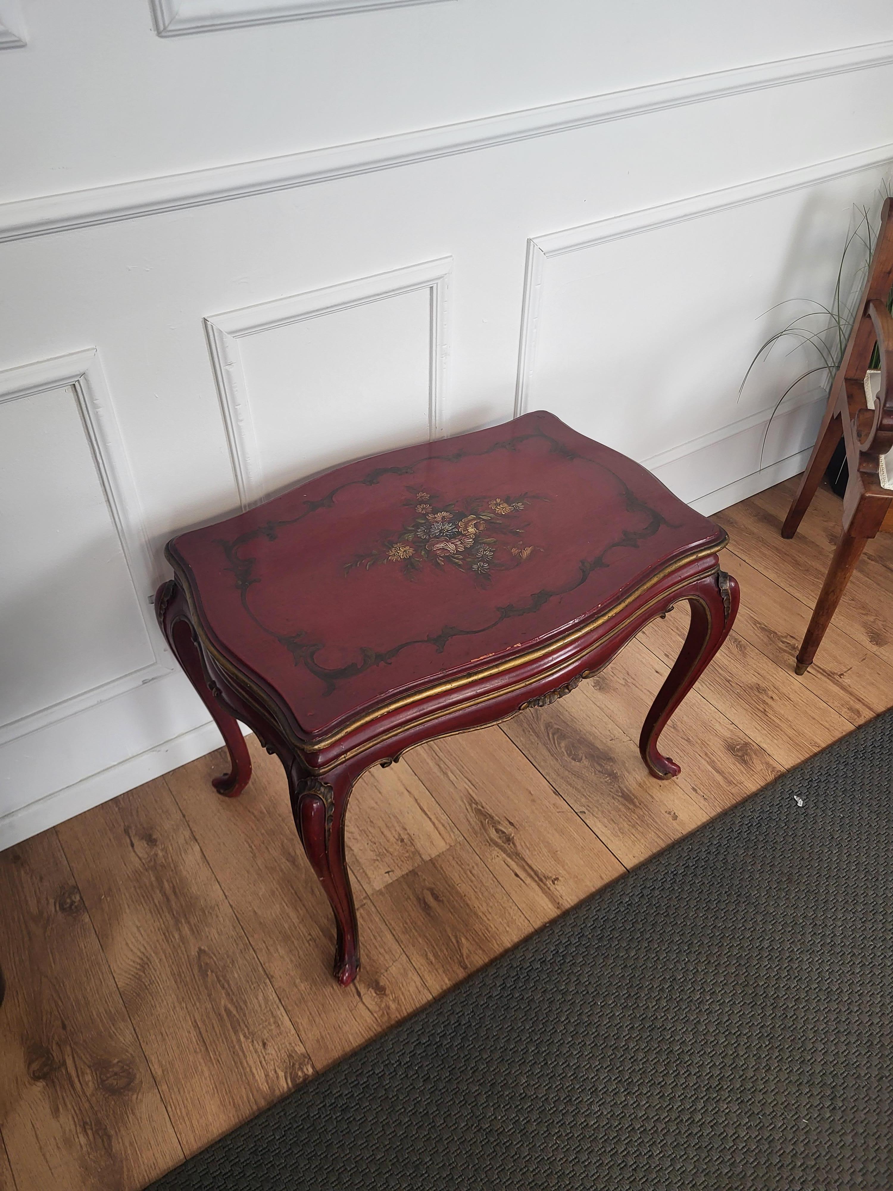 Neoclassical Italian Walnut Chinoiserie Red Bordeaux Sofa Table or Side Table In Good Condition For Sale In Carimate, Como