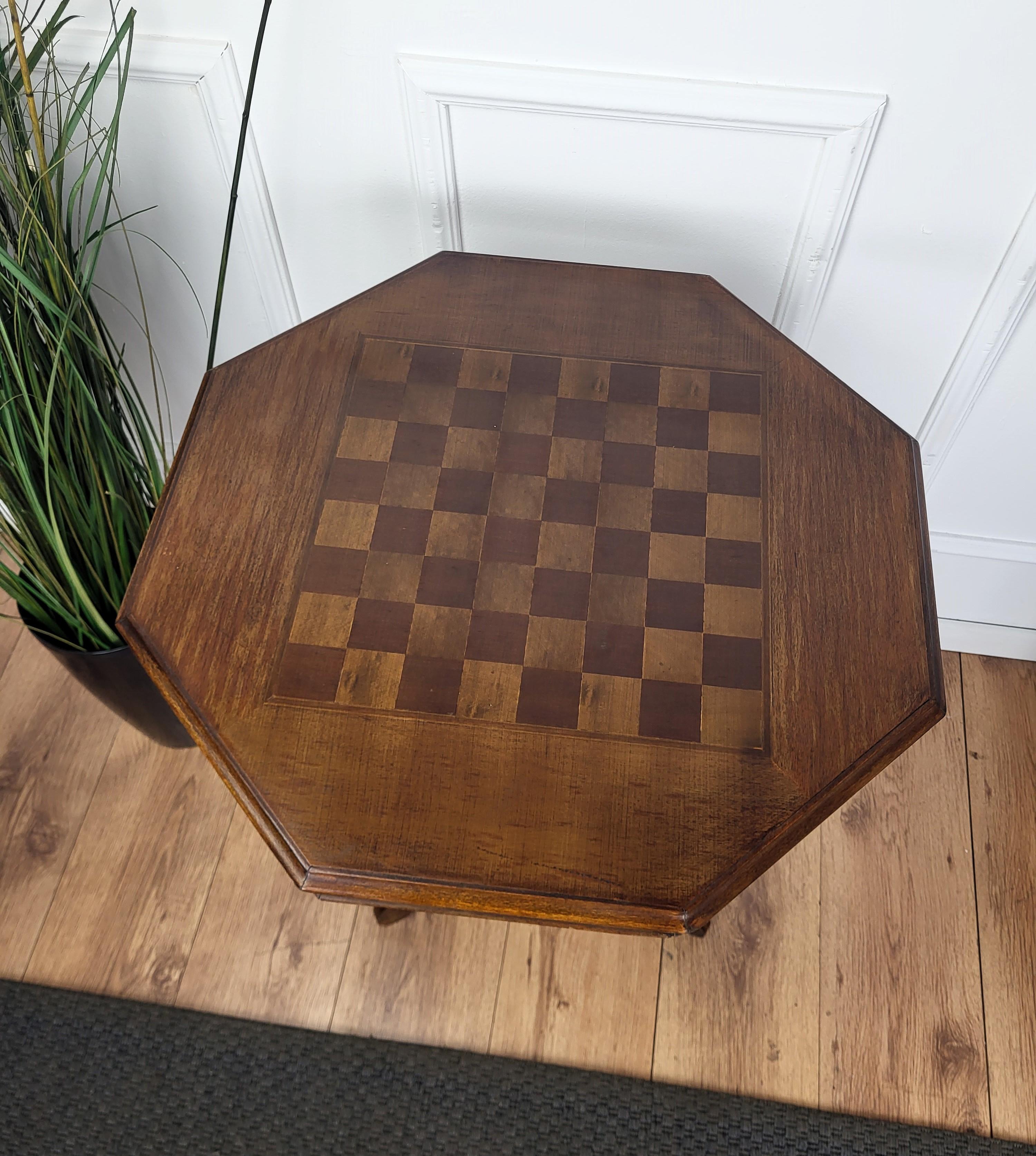 20th Century Neoclassical Italian Walnut Inlay Octagonal Tripod Chess Games or Side Table For Sale