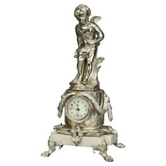 Horloge néoclassique Jennings avec chérubin figuratif en argent doré et marbre, vers 1890