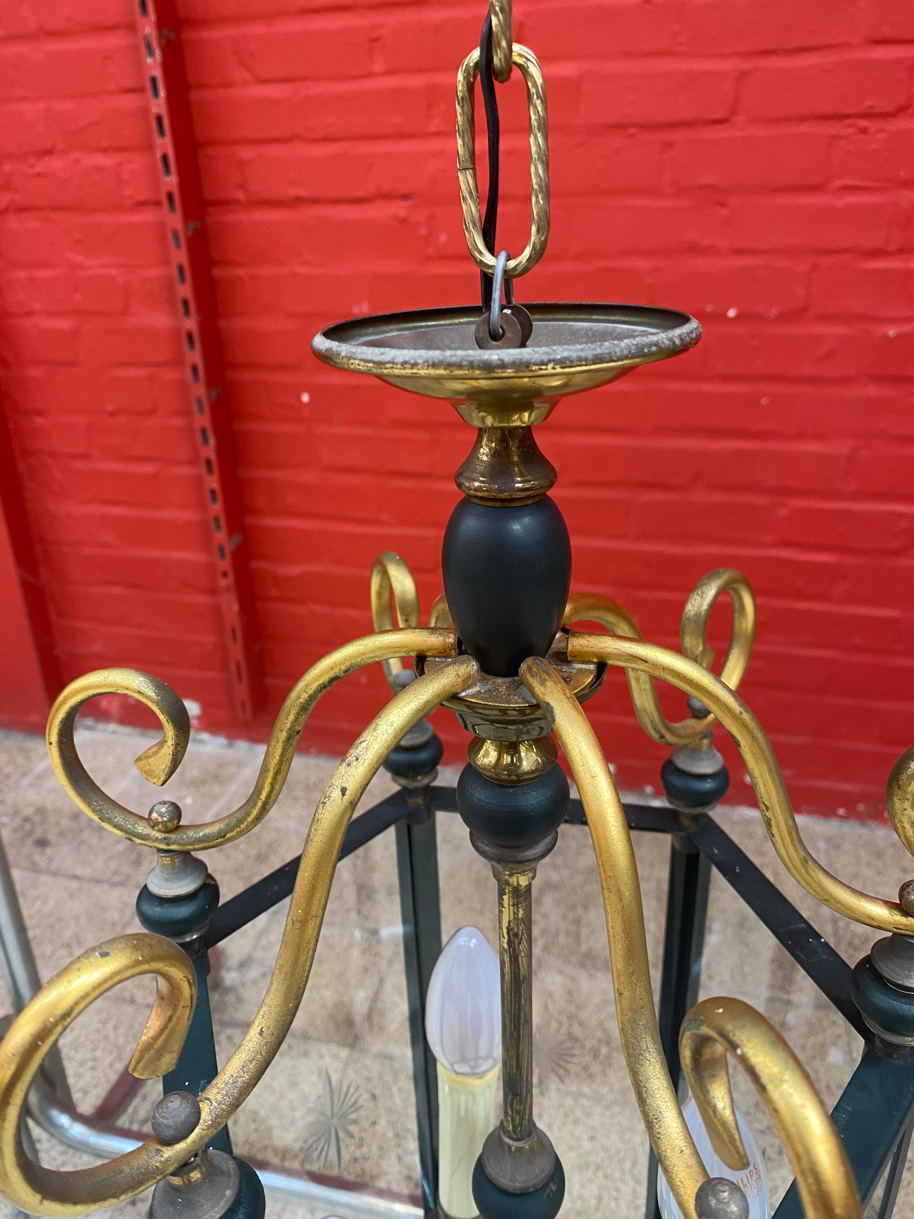 Mid-20th Century Neoclassical Lantern in Lacquered and Gilded Metal, circa 1950 For Sale