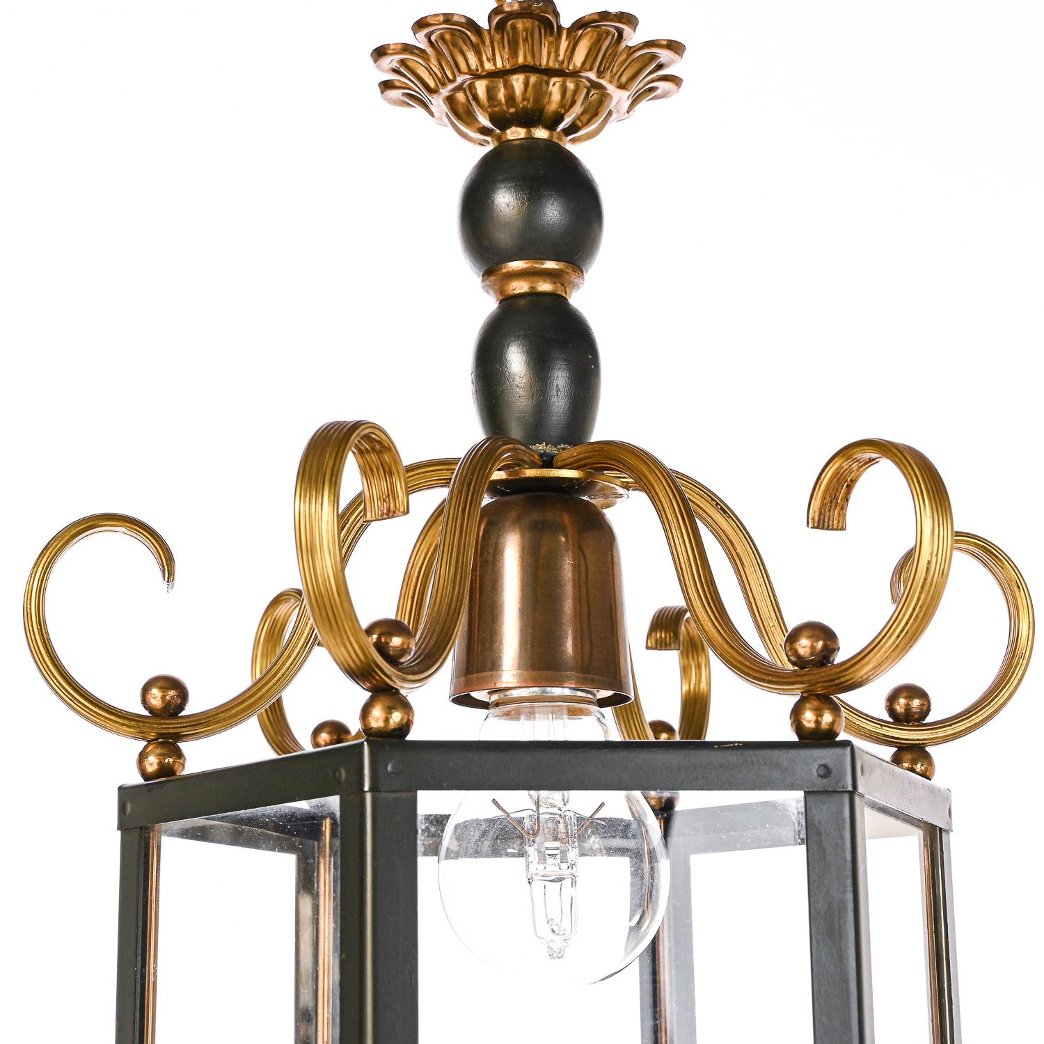 20th Century Neoclassical Lantern in Lacquered and Gilded Metal For Sale
