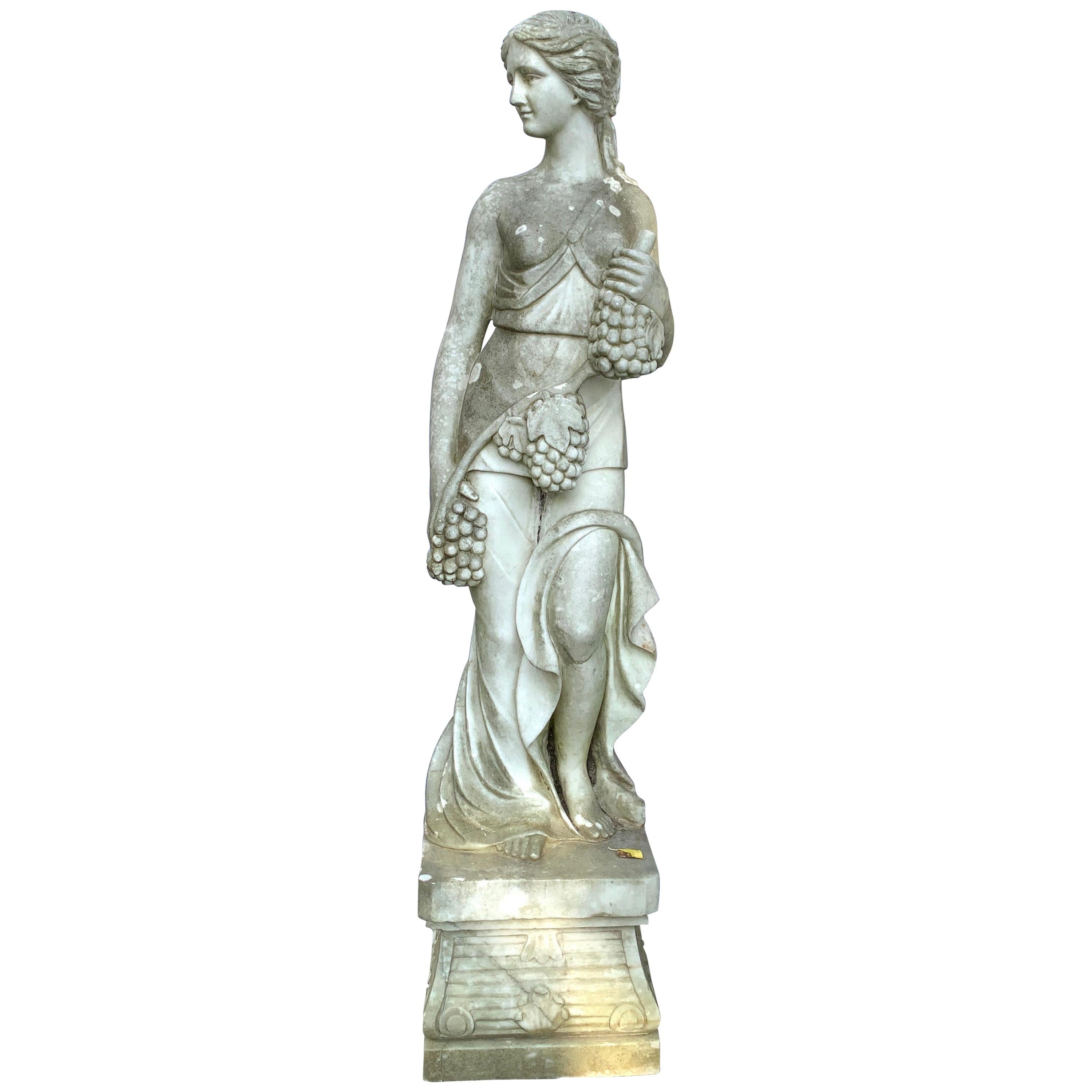 Neoklassizistische lebensgroße griechische Göttin mit Trauben-Marmorskulptur-Statue