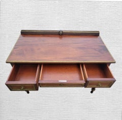 Neoclassical Louis XVI Style Mahogany and Gilt-Bronze Mounted Bureau Plat desk