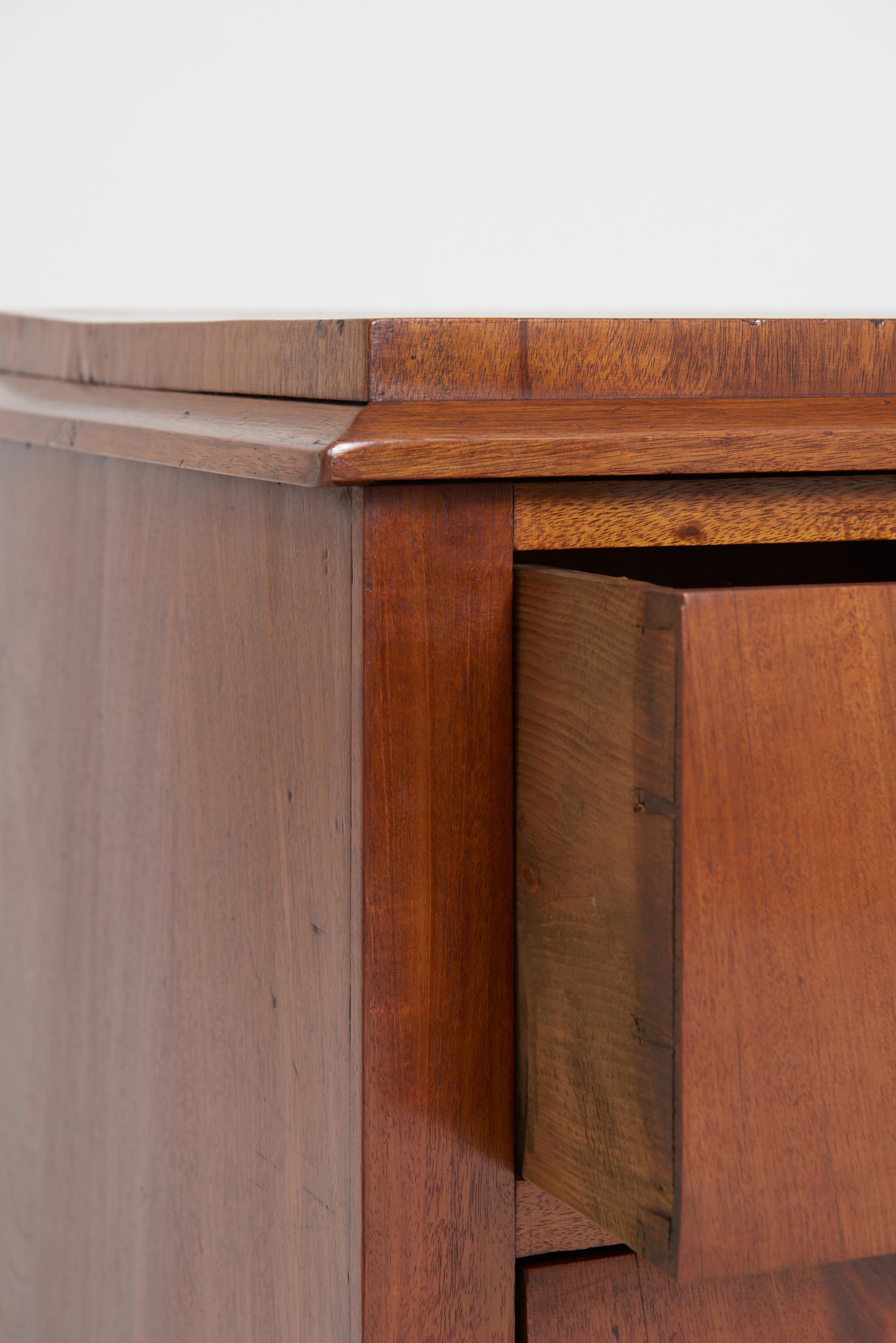Neoclassical Mahogany Chest of Drawers 2
