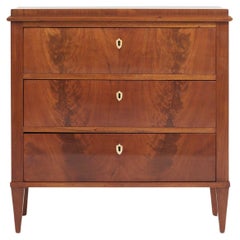 Neoclassical Mahogany Chest of Drawers