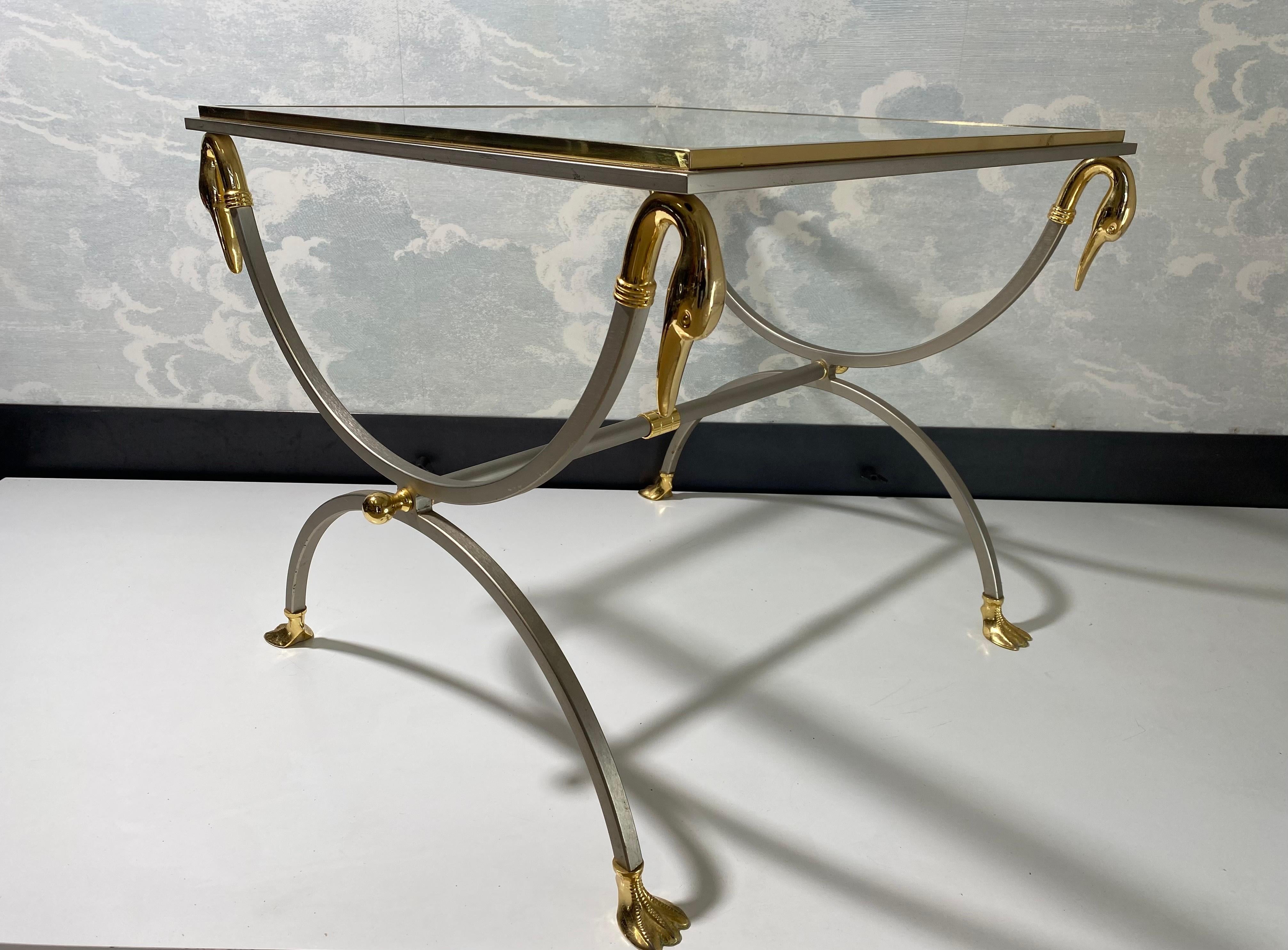 Table d'appoint néoclassique Maison Jansen Curule, France 1970 en vente 3