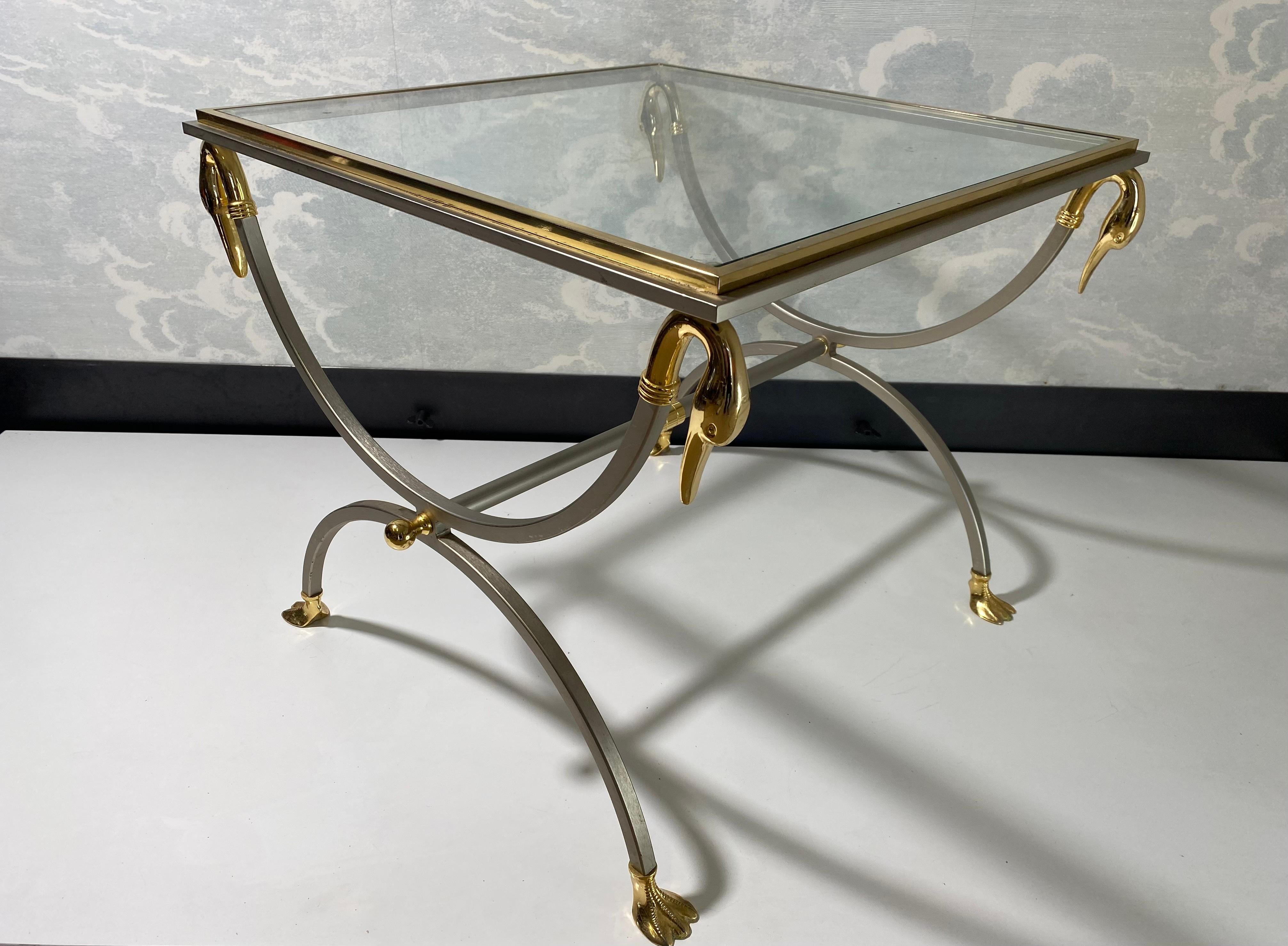 Table d'appoint néoclassique Maison Jansen Curule, France 1970 en vente 4