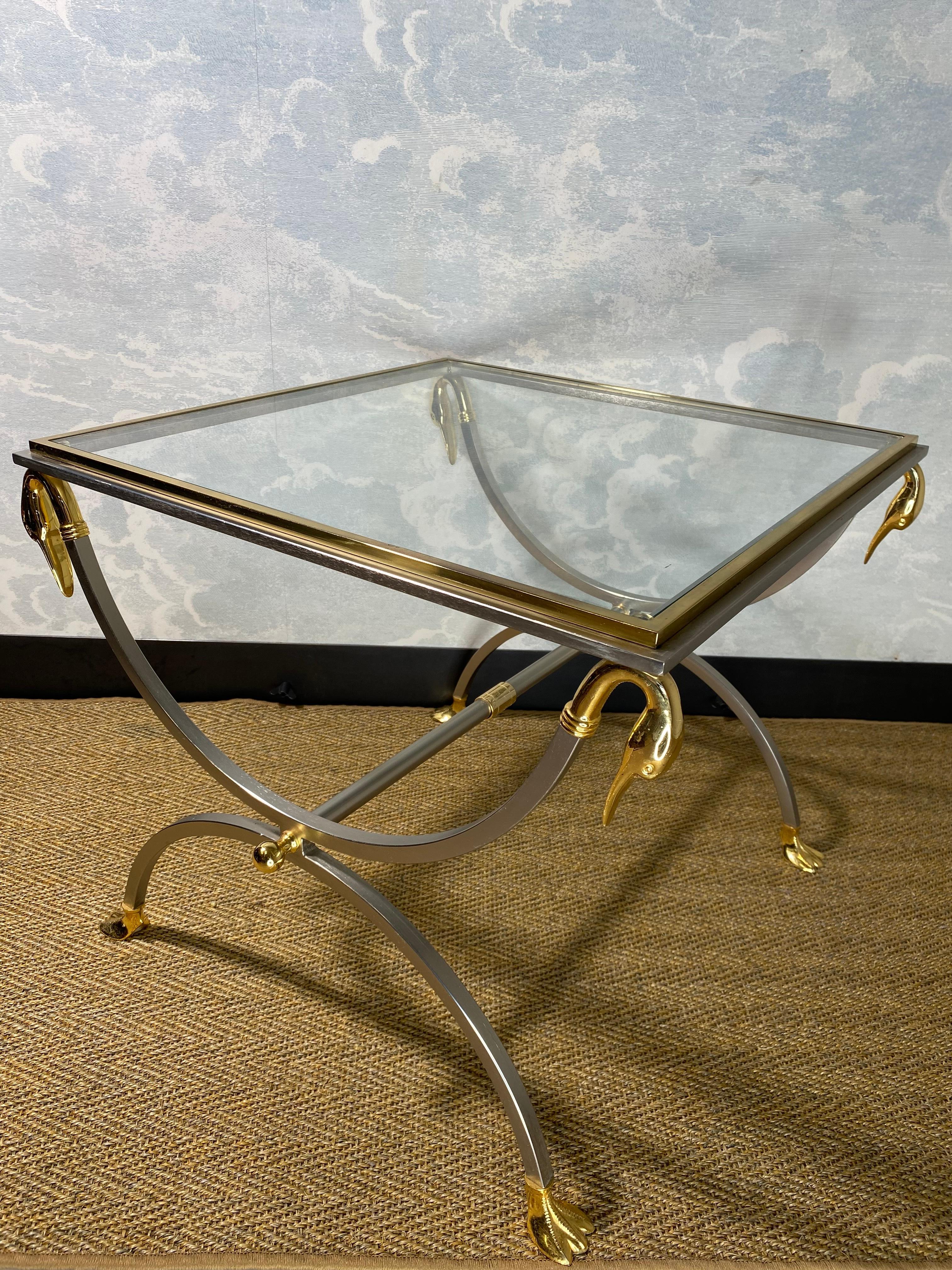 Laiton Table d'appoint néoclassique Maison Jansen Curule, France 1970 en vente