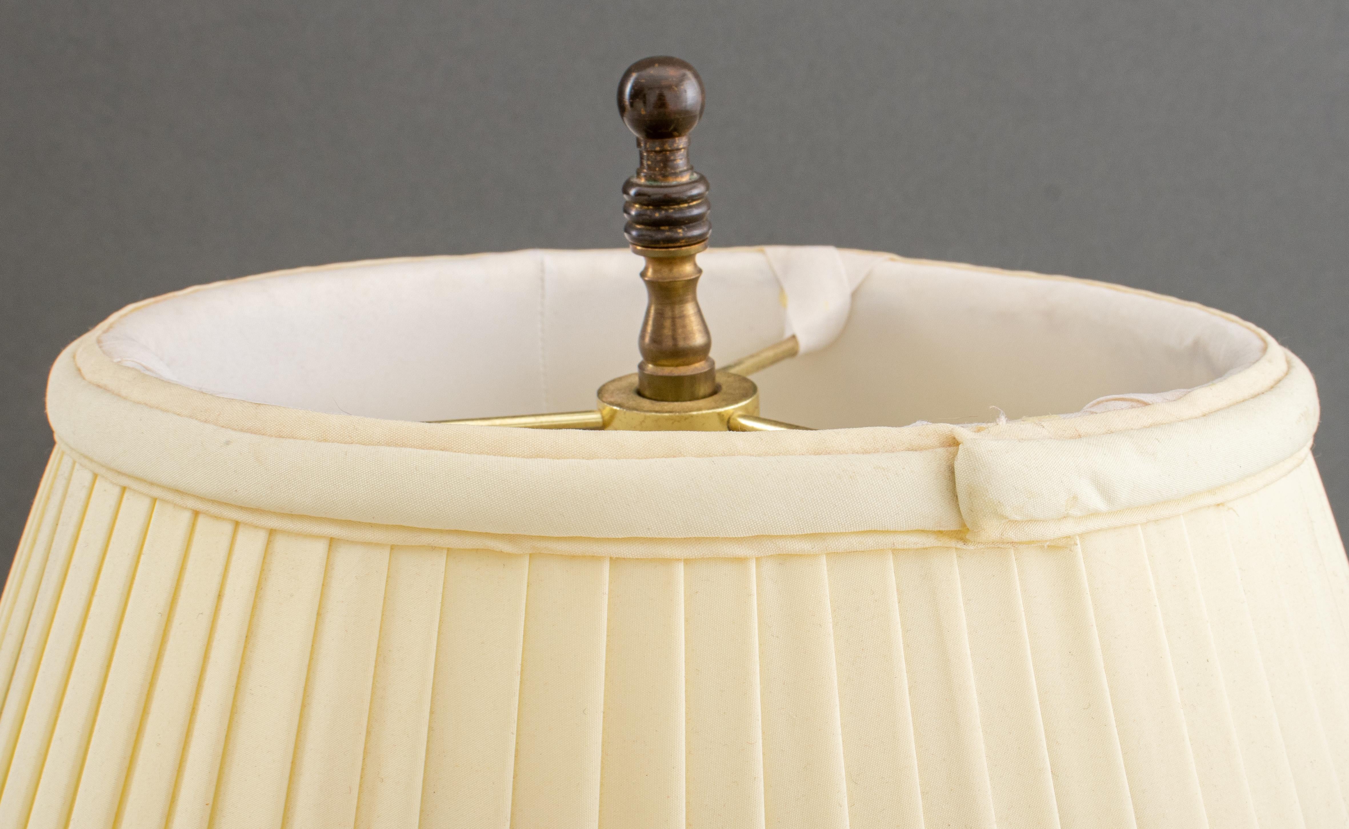 Vergoldete Tischlampen im neoklassischen Stil, Paar im Angebot 2