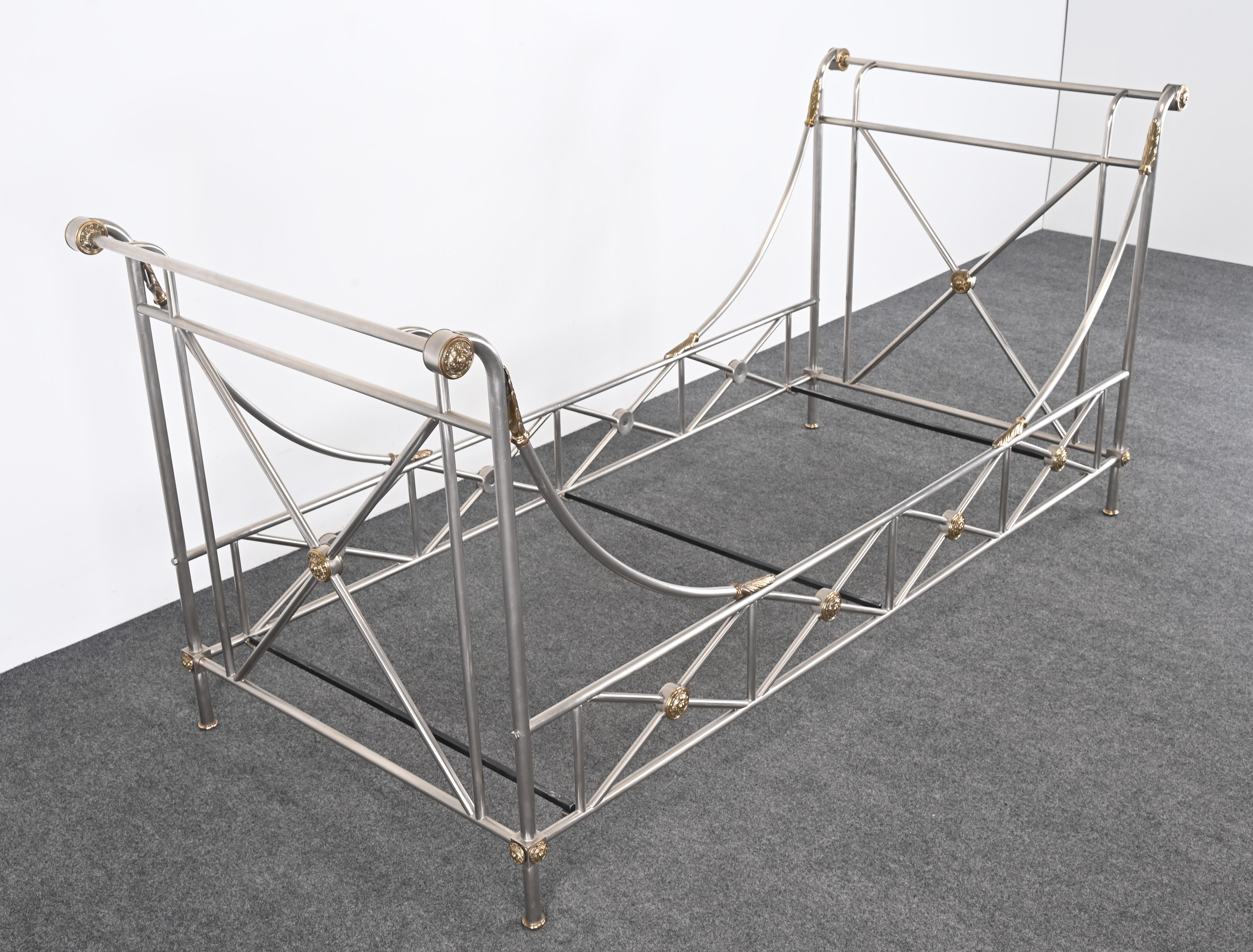 Neoclassical manner of Maison Jansen Daybed, 1970s 4