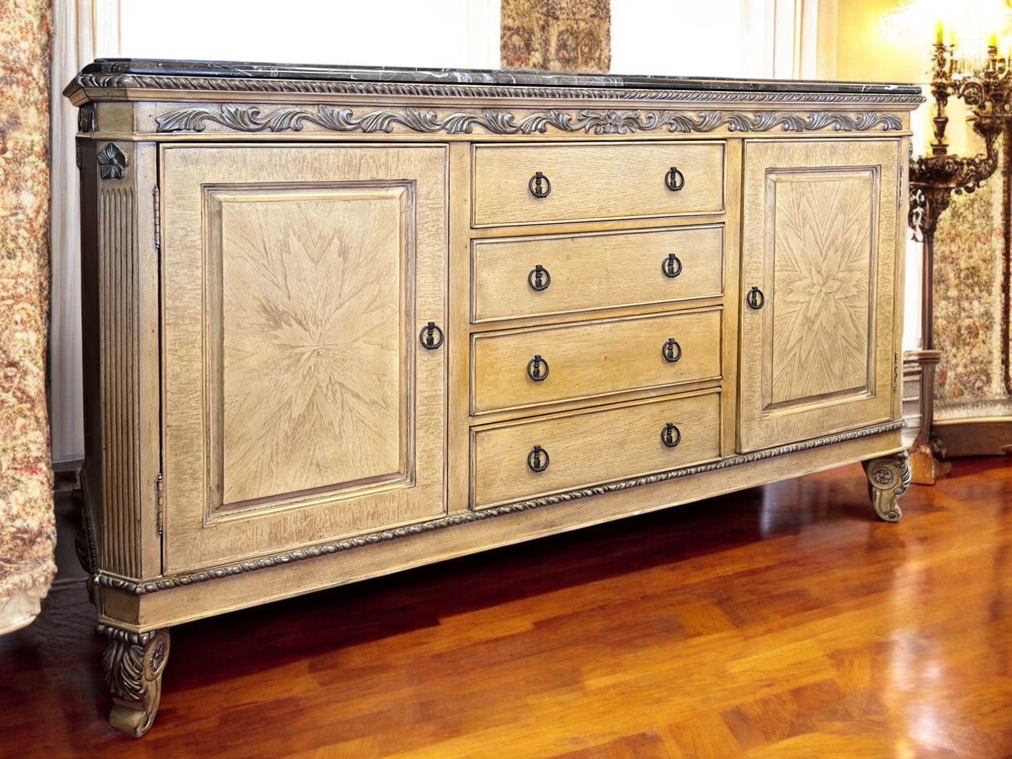 Néoclassique Enfilade néoclassique avec placage Sunburst en vente