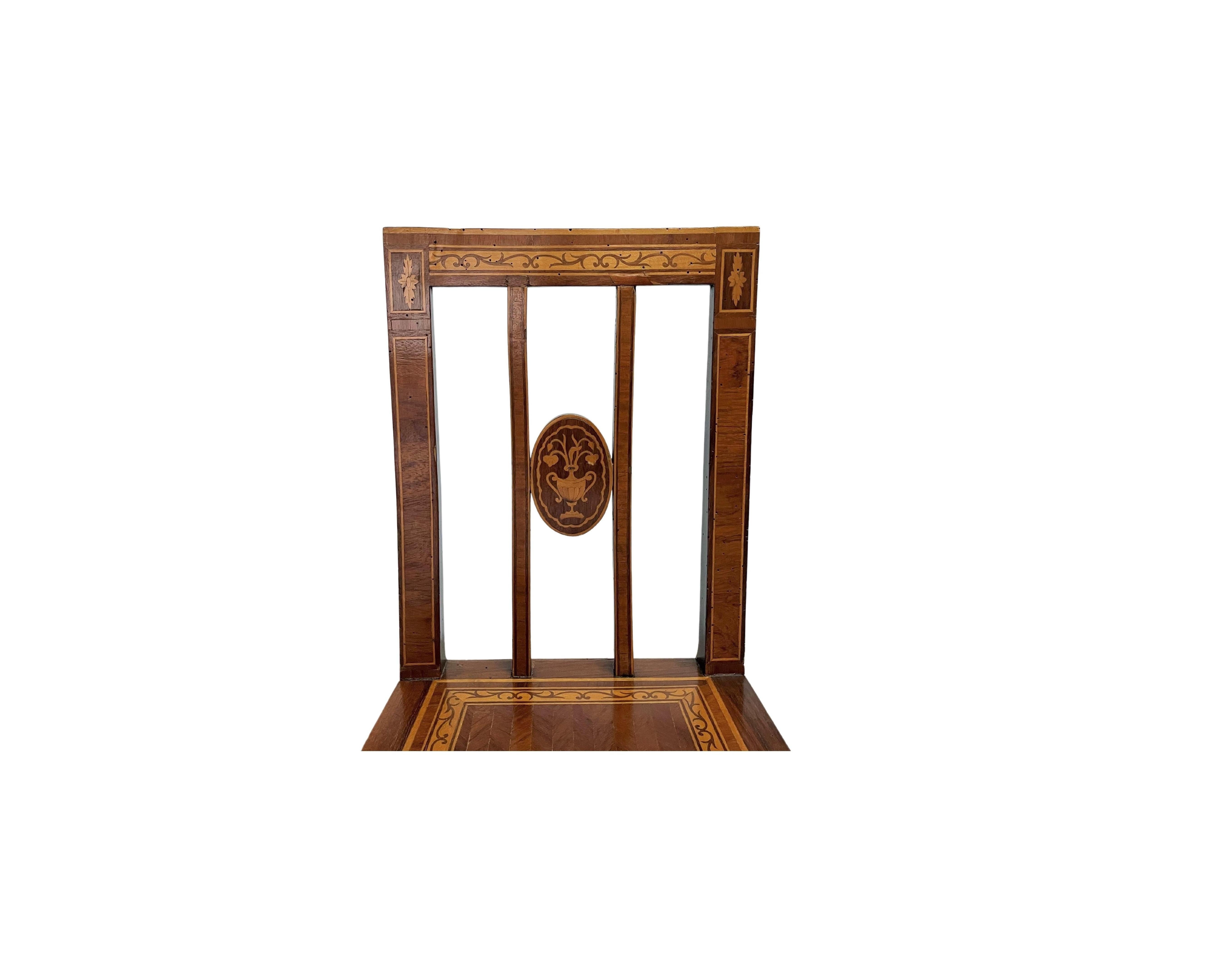 Neoclassical Marquetry Desk Chair in the Style of Giuseppe Maggiolini, Italy In Good Condition For Sale In Dallas, TX