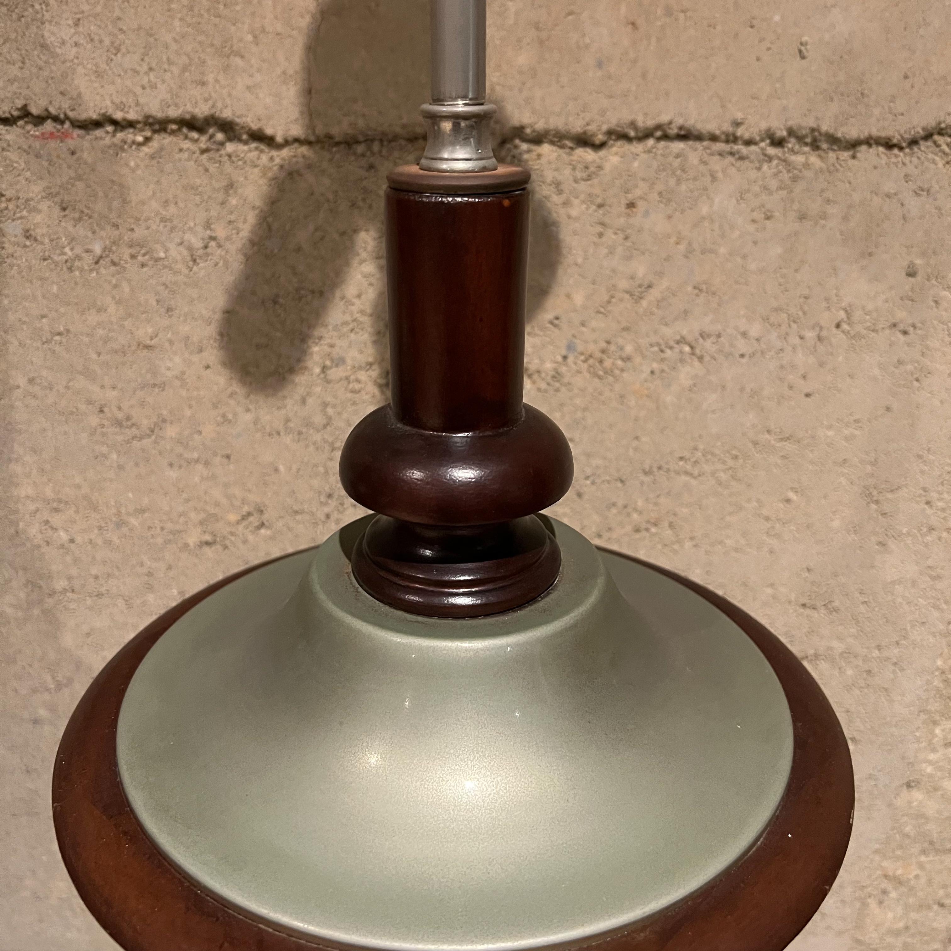 1940s Modernism Neoclassical Mexican Mahogany Table Lamps Style Luis Barragan For Sale 3