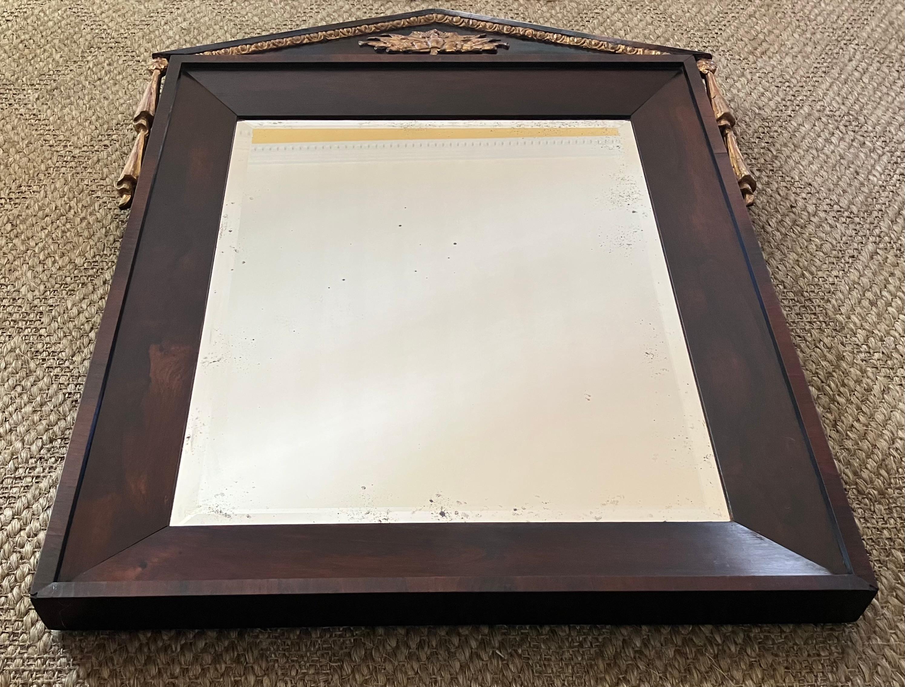 Italiano Specchio militare neoclassico in palissandro in vendita