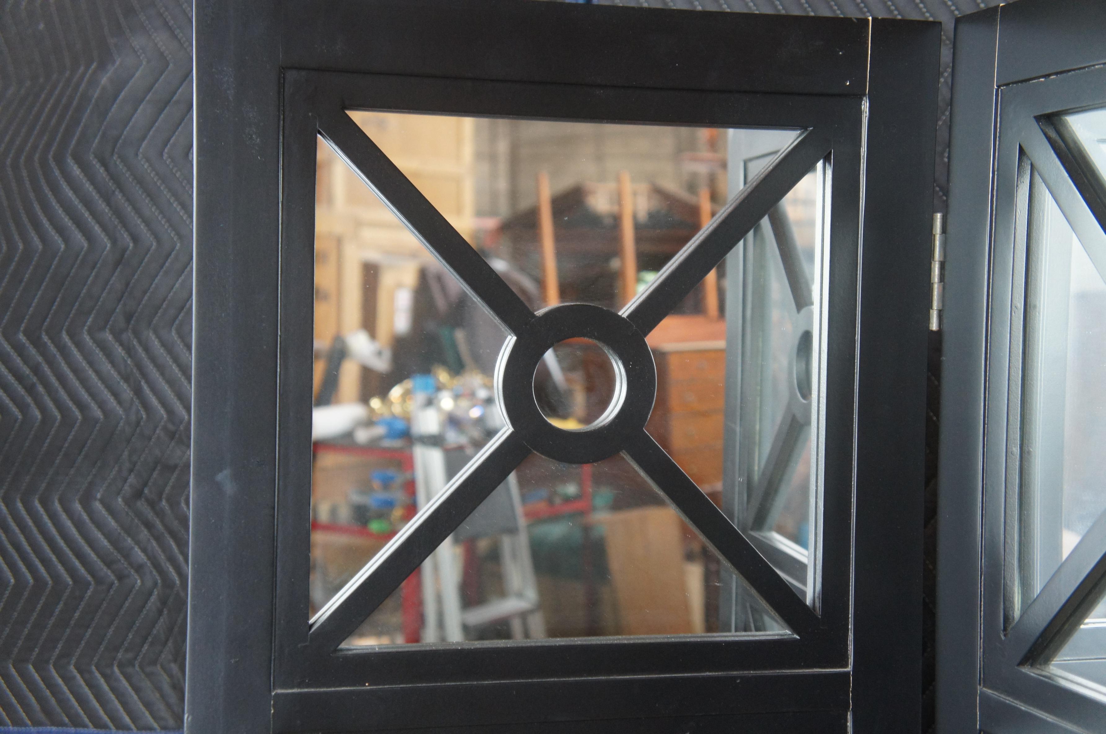 Divisorio pieghevole neoclassico moderno a 3 pannelli a specchio per ambienti, schermo per la privacy X  In condizioni buone in vendita a Dayton, OH