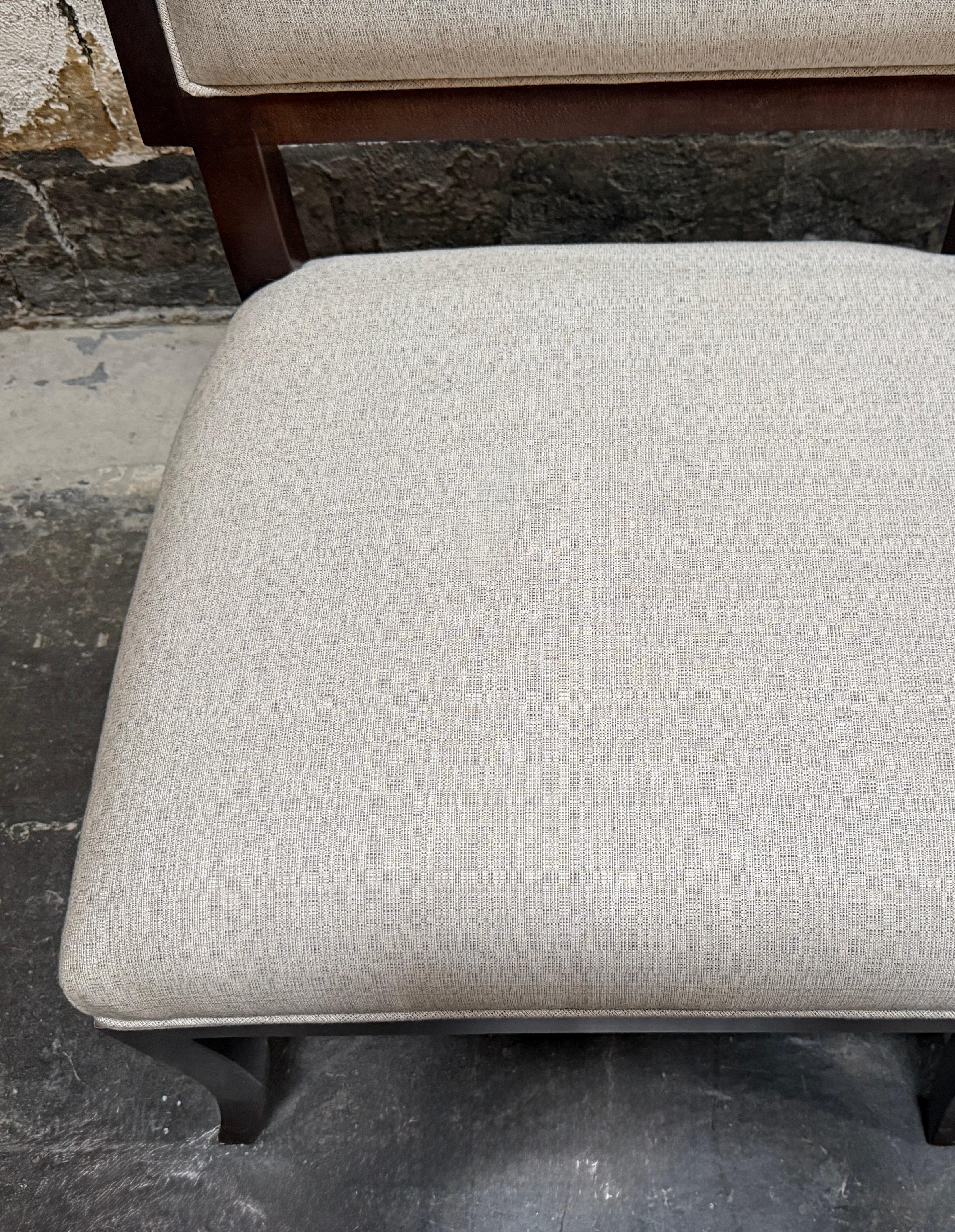 XXI secolo e contemporaneo Banquette da pranzo in stile neoclassico moderno Klismos di Björk Studio in vendita