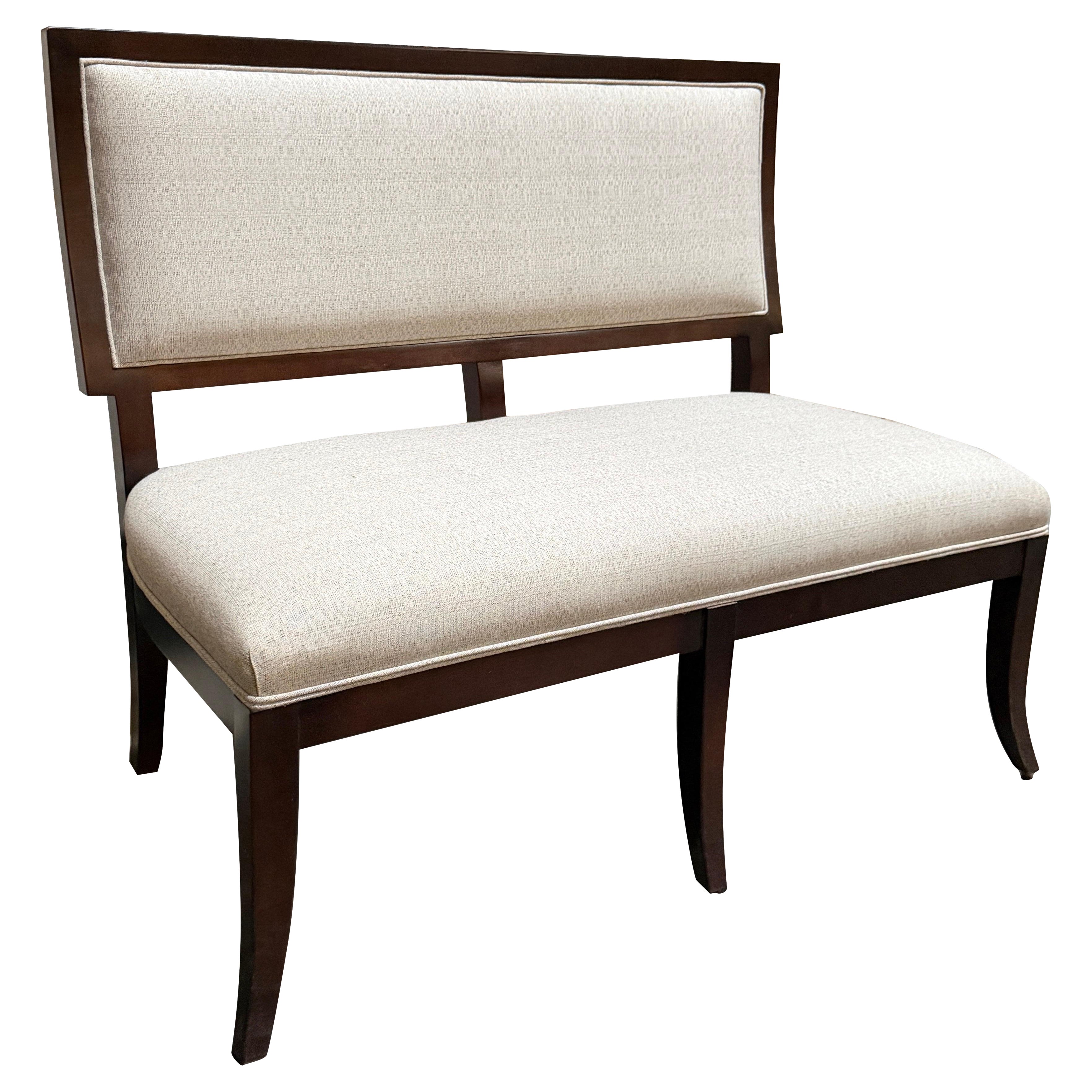 Banquette da pranzo in stile neoclassico moderno Klismos di Björk Studio in vendita