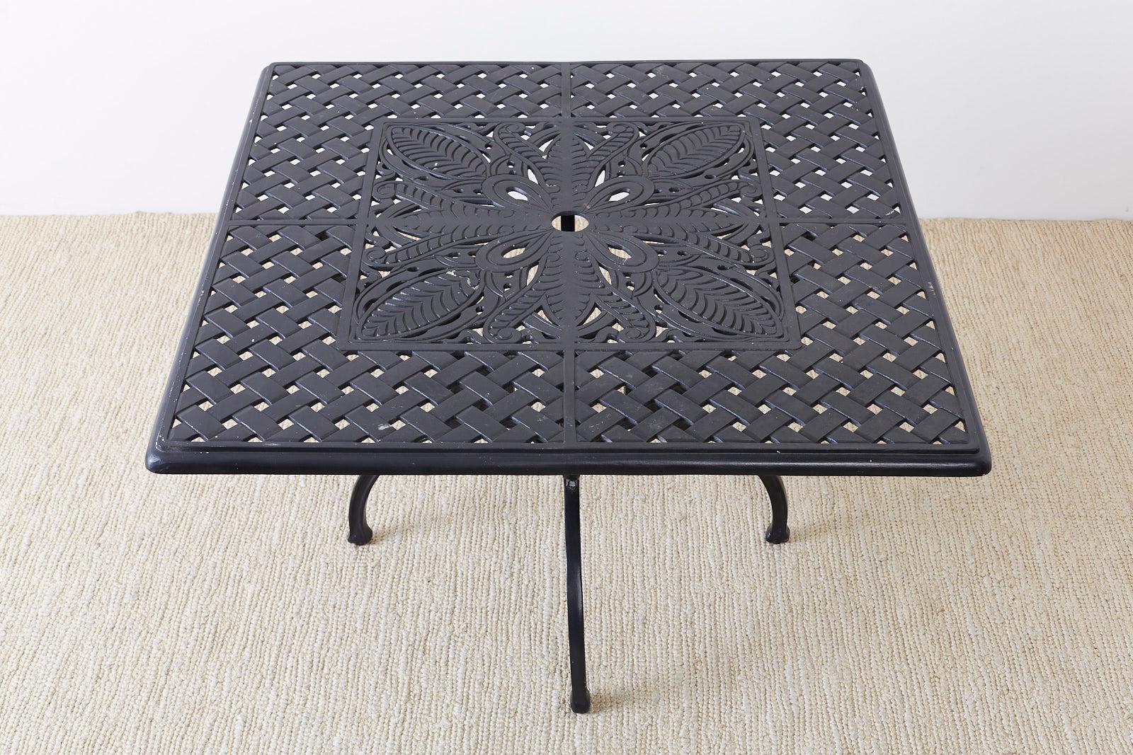 Neoclassical Molla Style Cast Aluminium Garden Dining Table 5