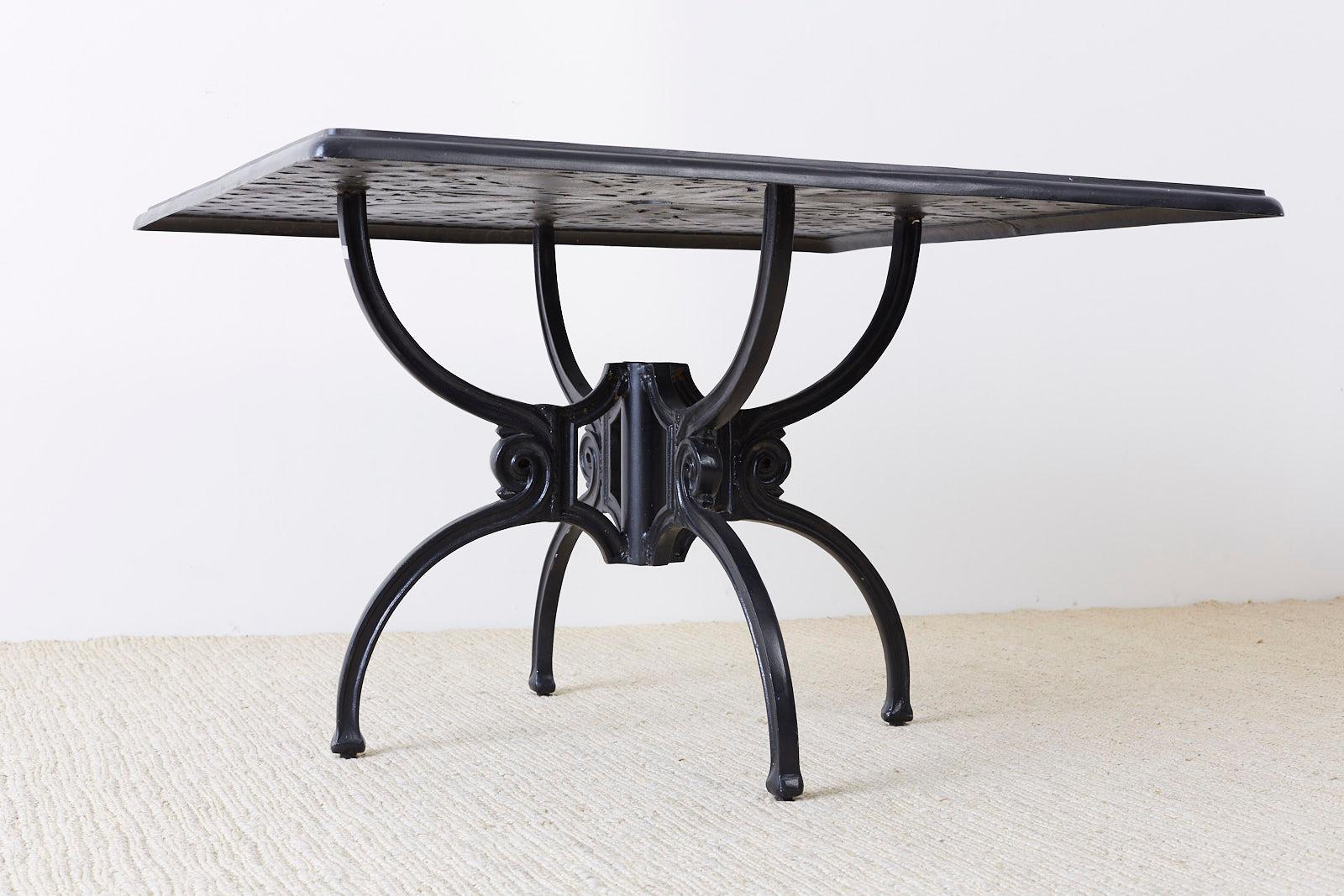 Neoclassical Molla Style Cast Aluminium Garden Dining Table 9