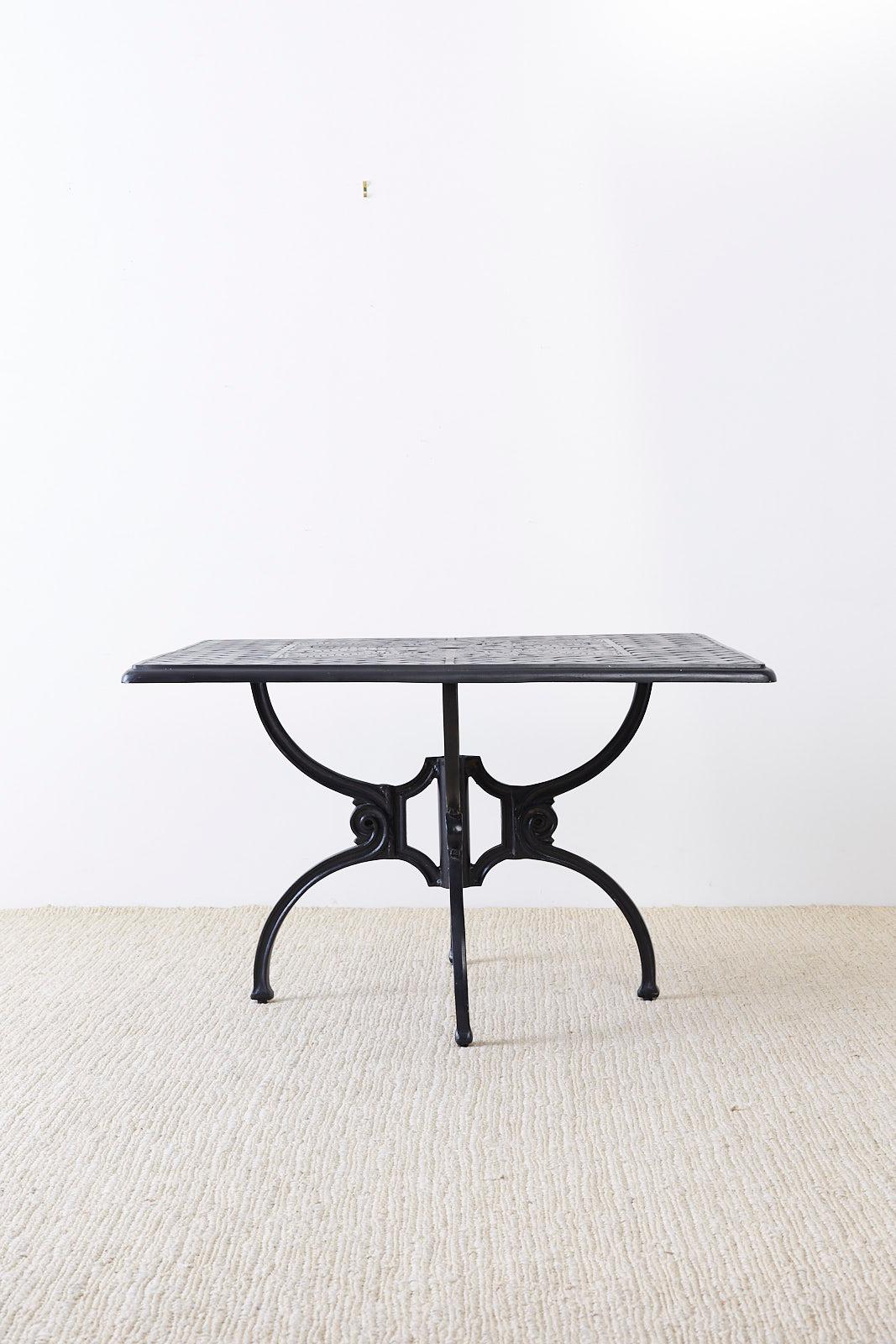 Neoclassical Molla Style Cast Aluminium Garden Dining Table 10
