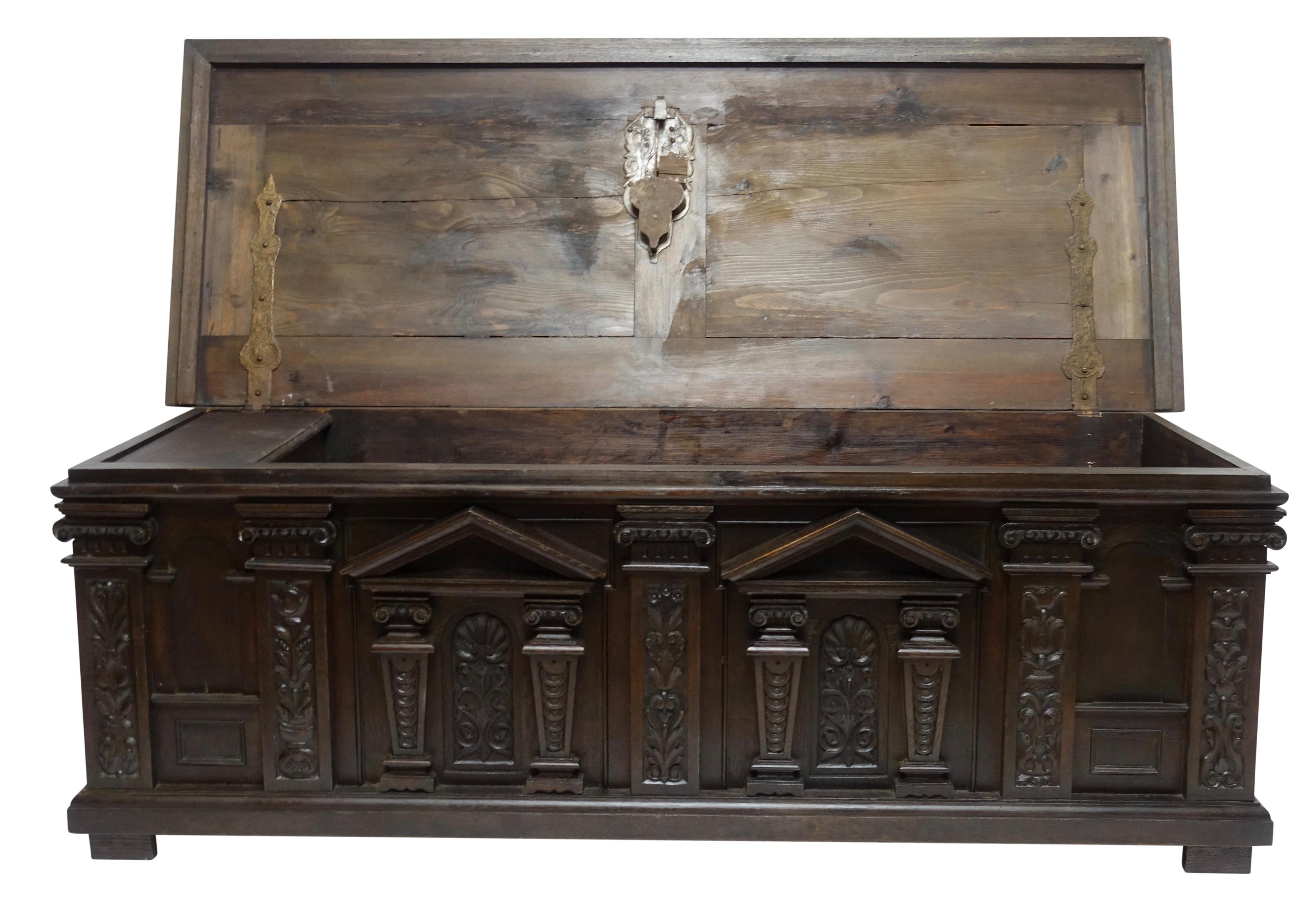 Neoclassical Oak Dowry Coffer with Architectural Detail, English 19th Century 1