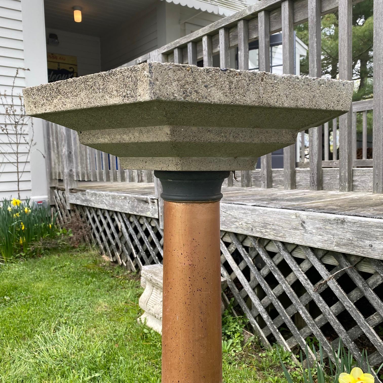 Calcestruzzo Vasca per uccelli in pietra ottagonale neoclassica per il giardino in vendita