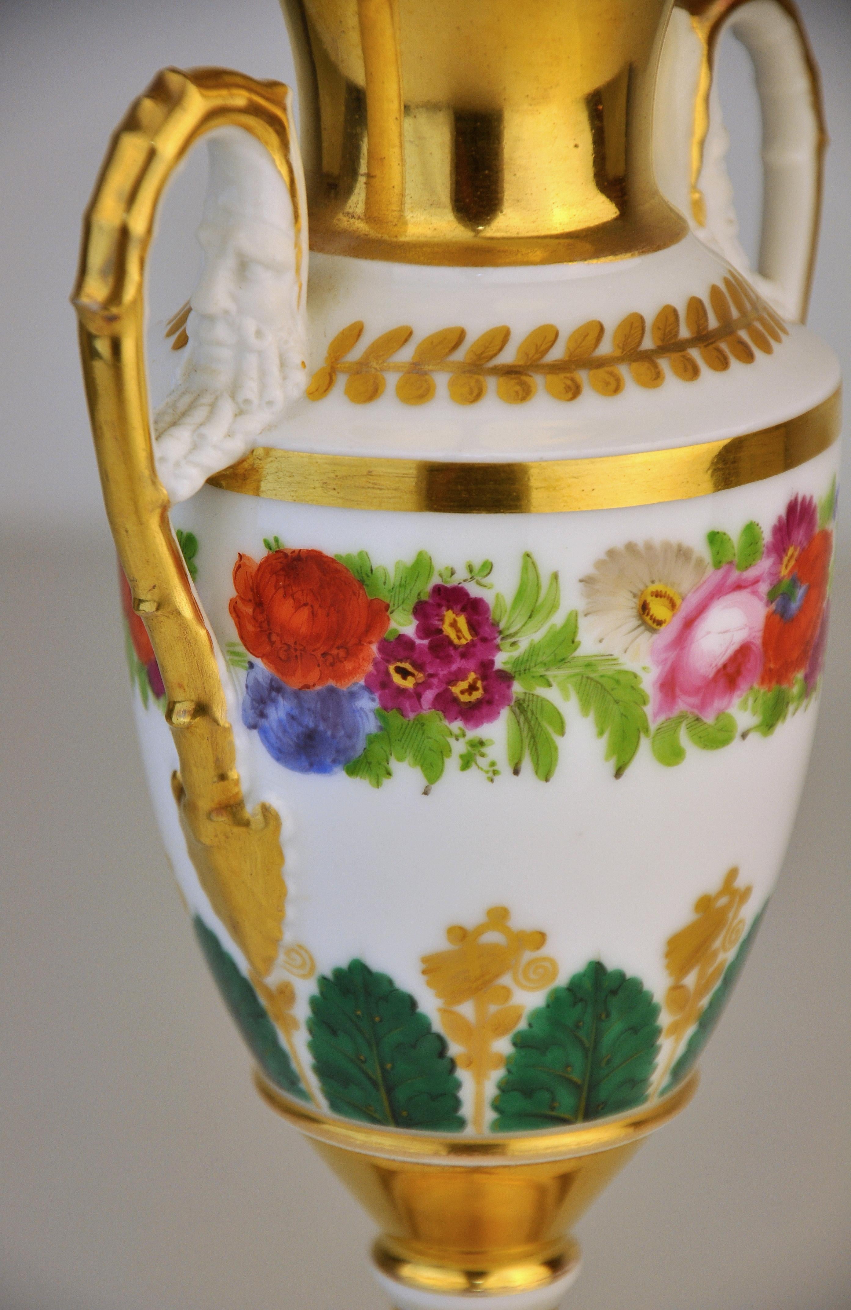 Old Paris Porcelain Neoclassical Vase, Early 19th Century 6