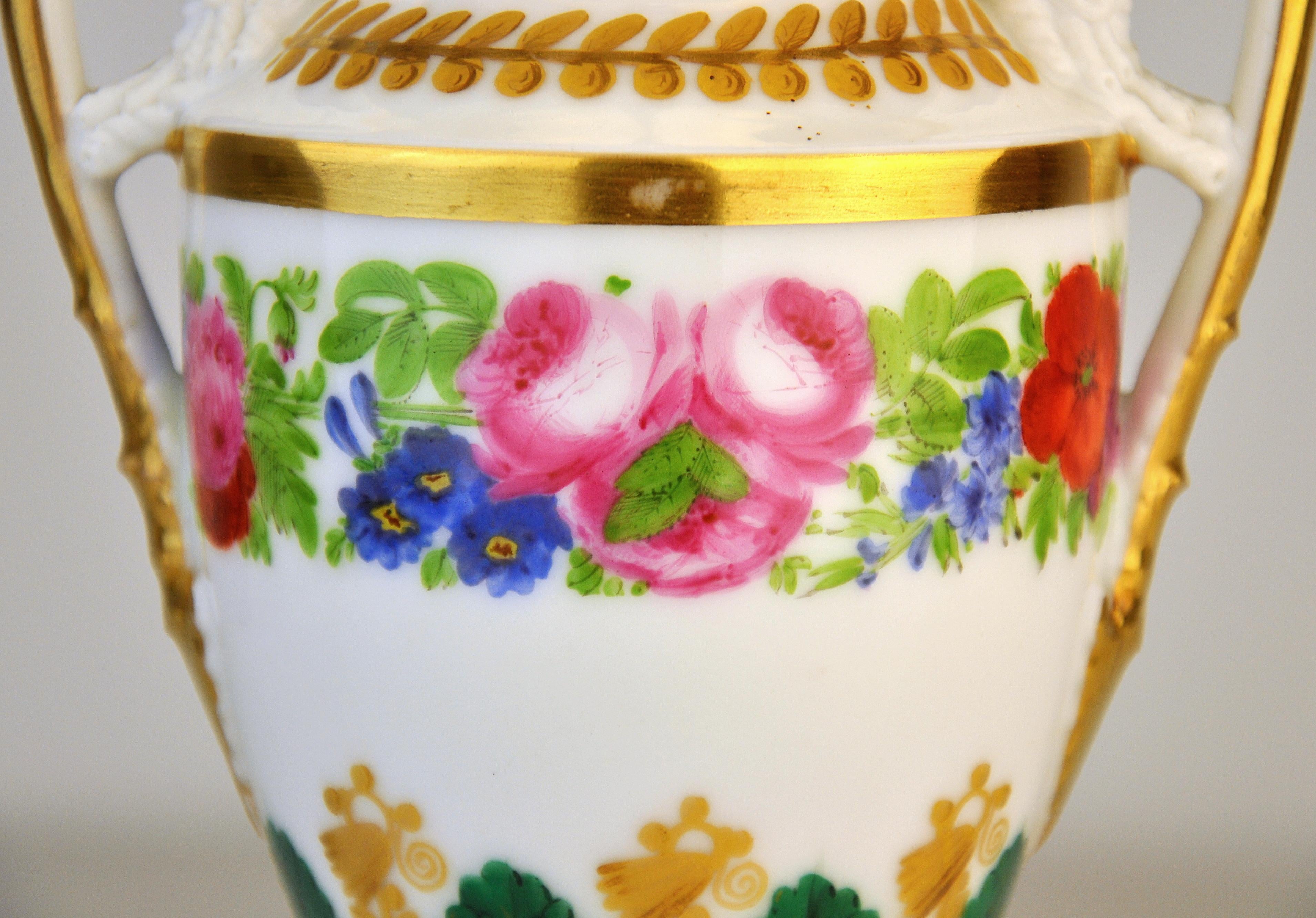 Old Paris Porcelain Neoclassical Vase, Early 19th Century 8