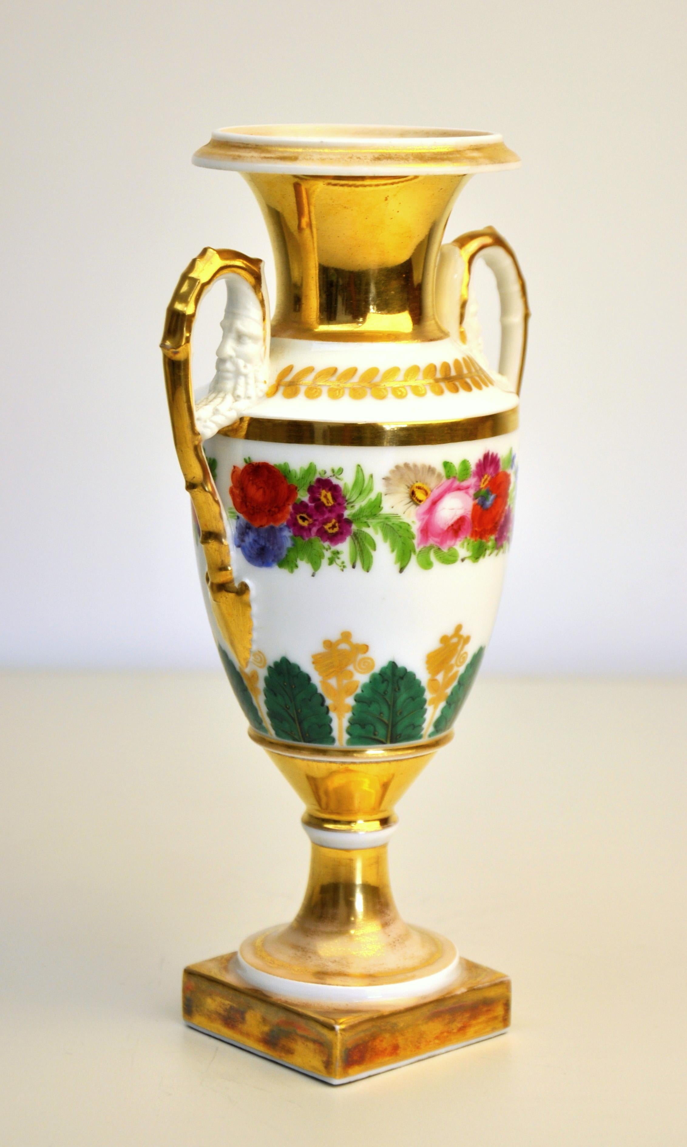 Gilt Old Paris Porcelain Neoclassical Vase, Early 19th Century