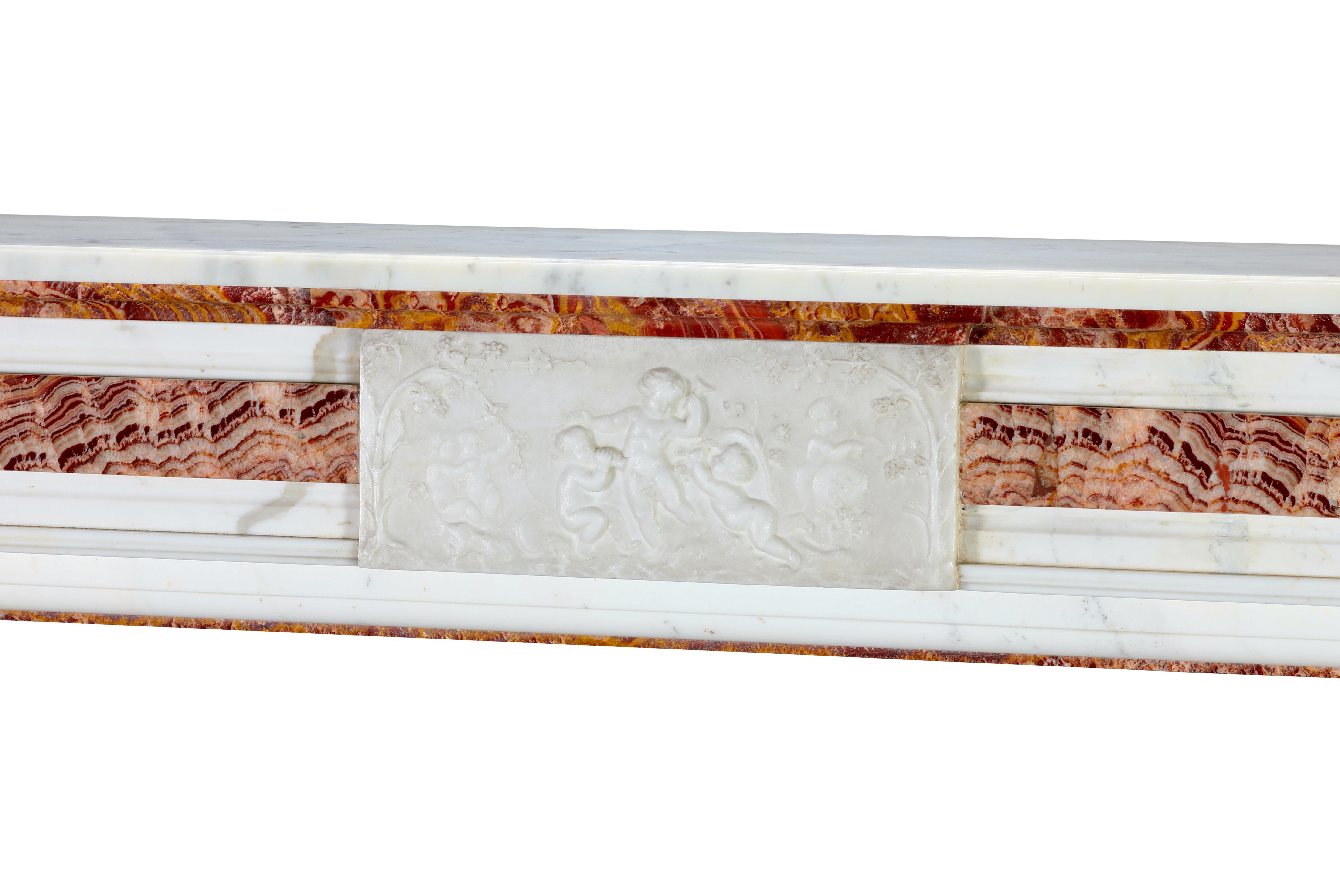 Entourage de cheminée néoclassique en onyx et marbre blanc pour décoration intérieure de luxe en vente 1